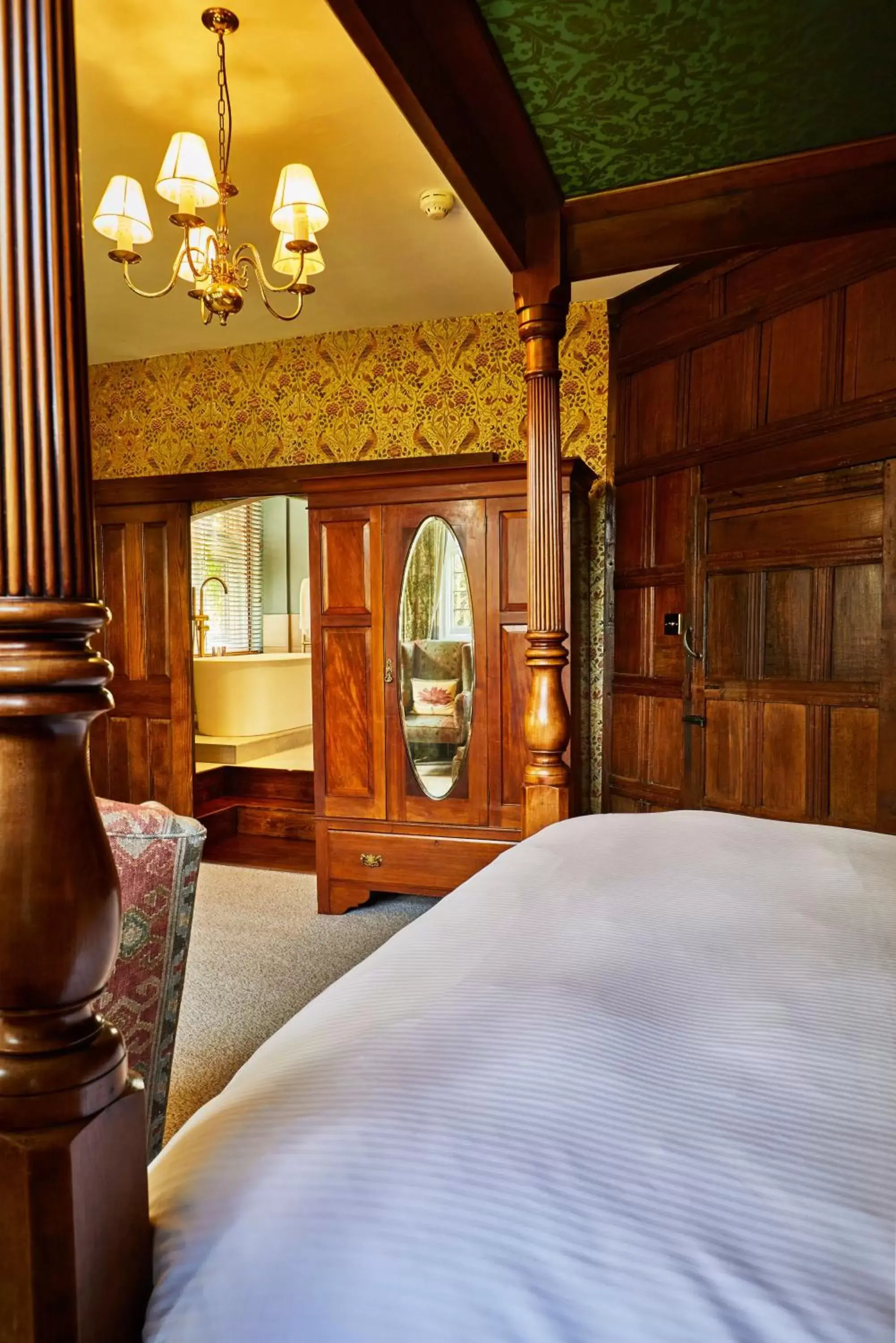 Bed in Ockenden Manor Hotel & Spa
