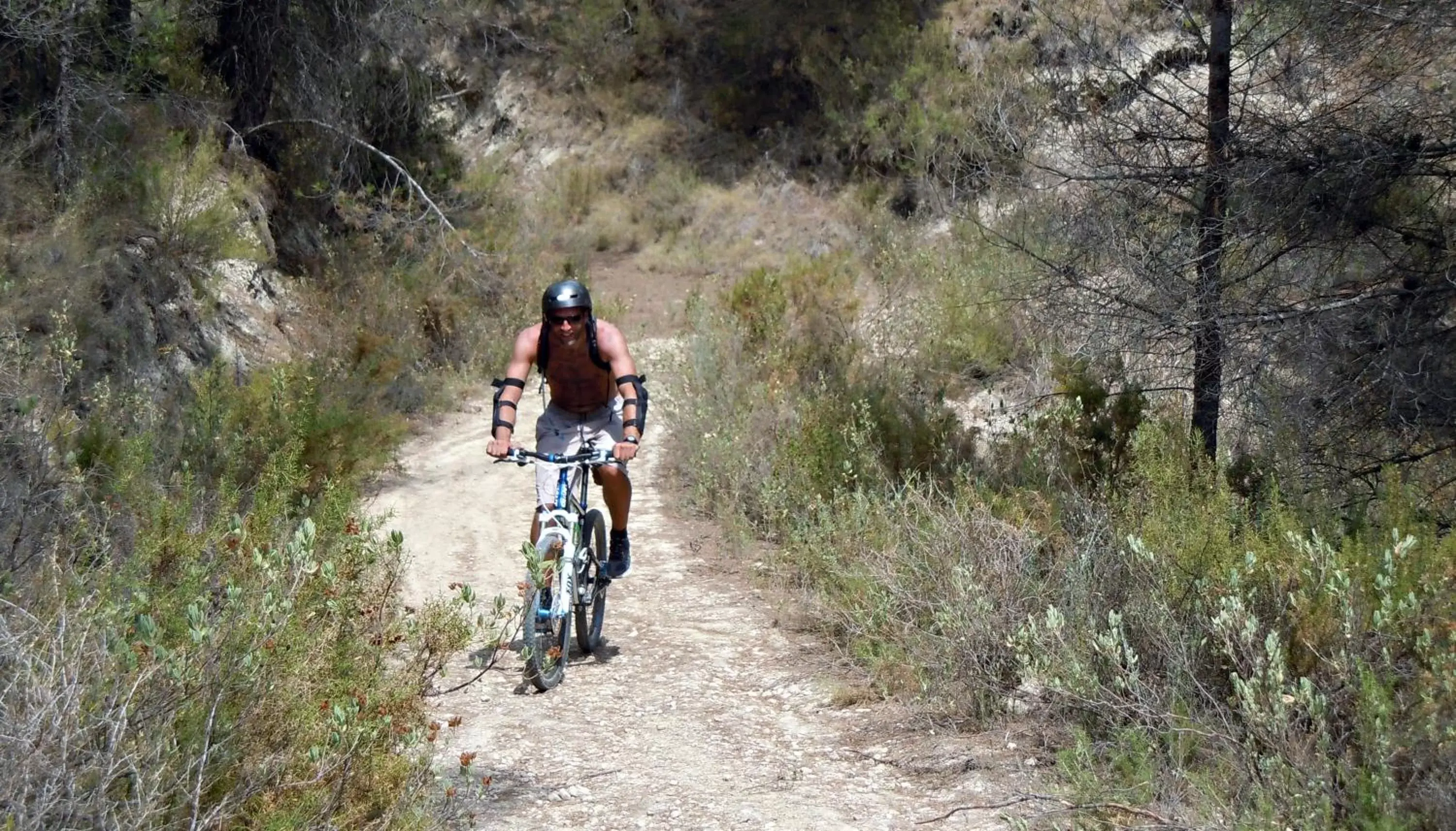 Cycling in El Pao Spa