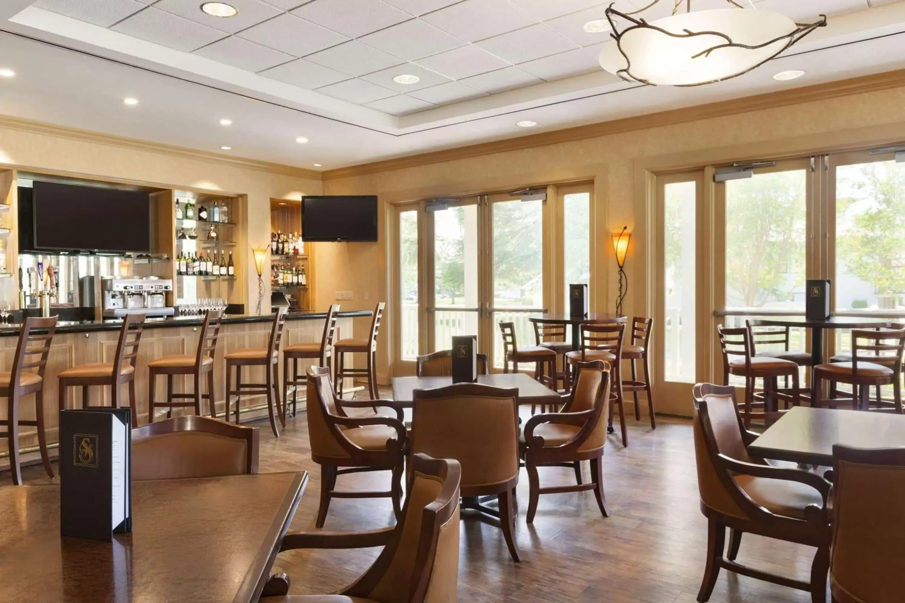 Lounge or bar, Restaurant/Places to Eat in Silverado Resort