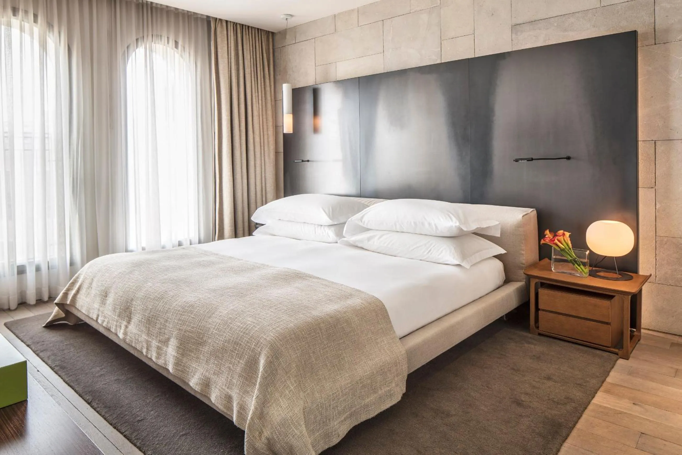 Photo of the whole room, Bed in Mamilla Hotel