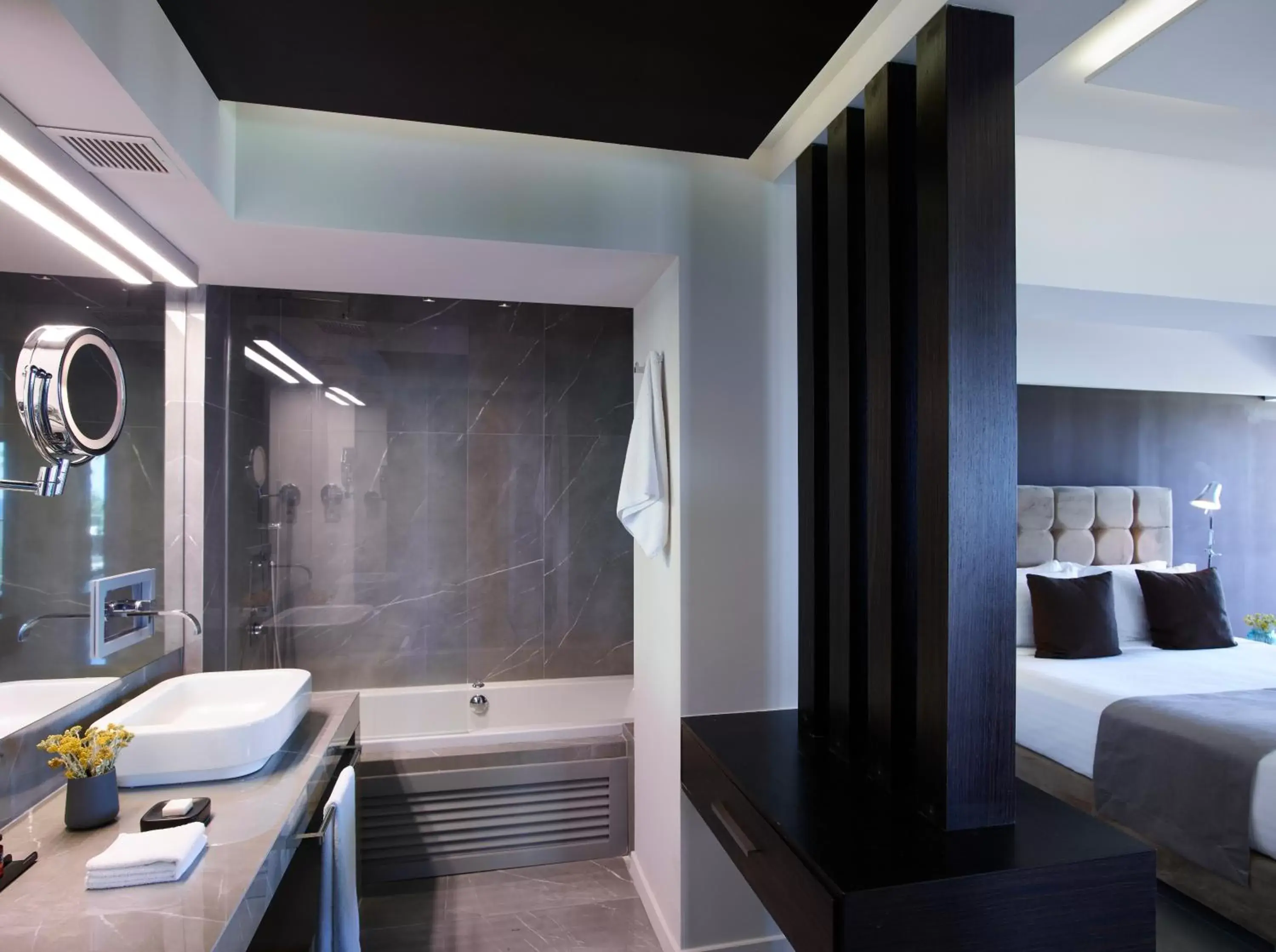 Shower, Bathroom in Aqua Blu Boutique Hotel & Spa, Adults Only- Small Luxury Hotels of the World