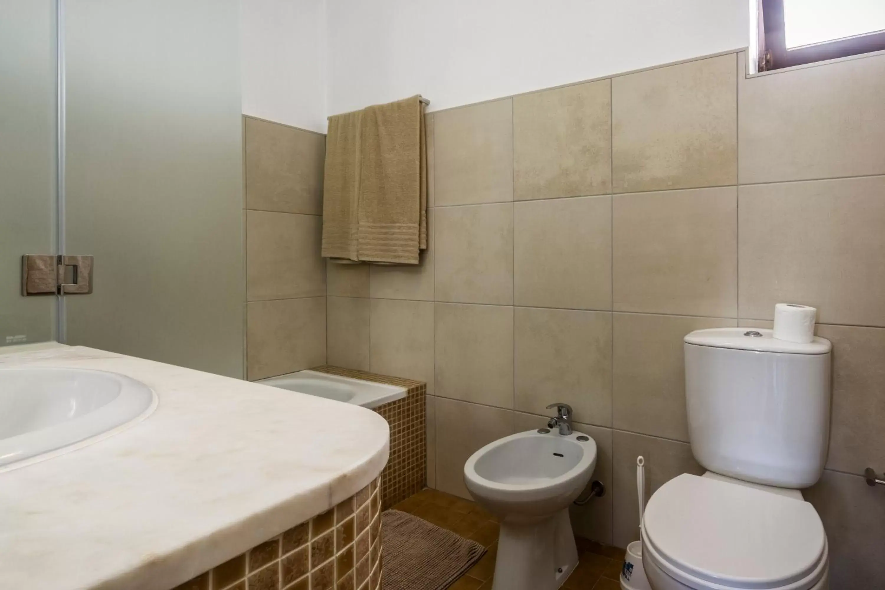 Bathroom in Luz Beach Apartments