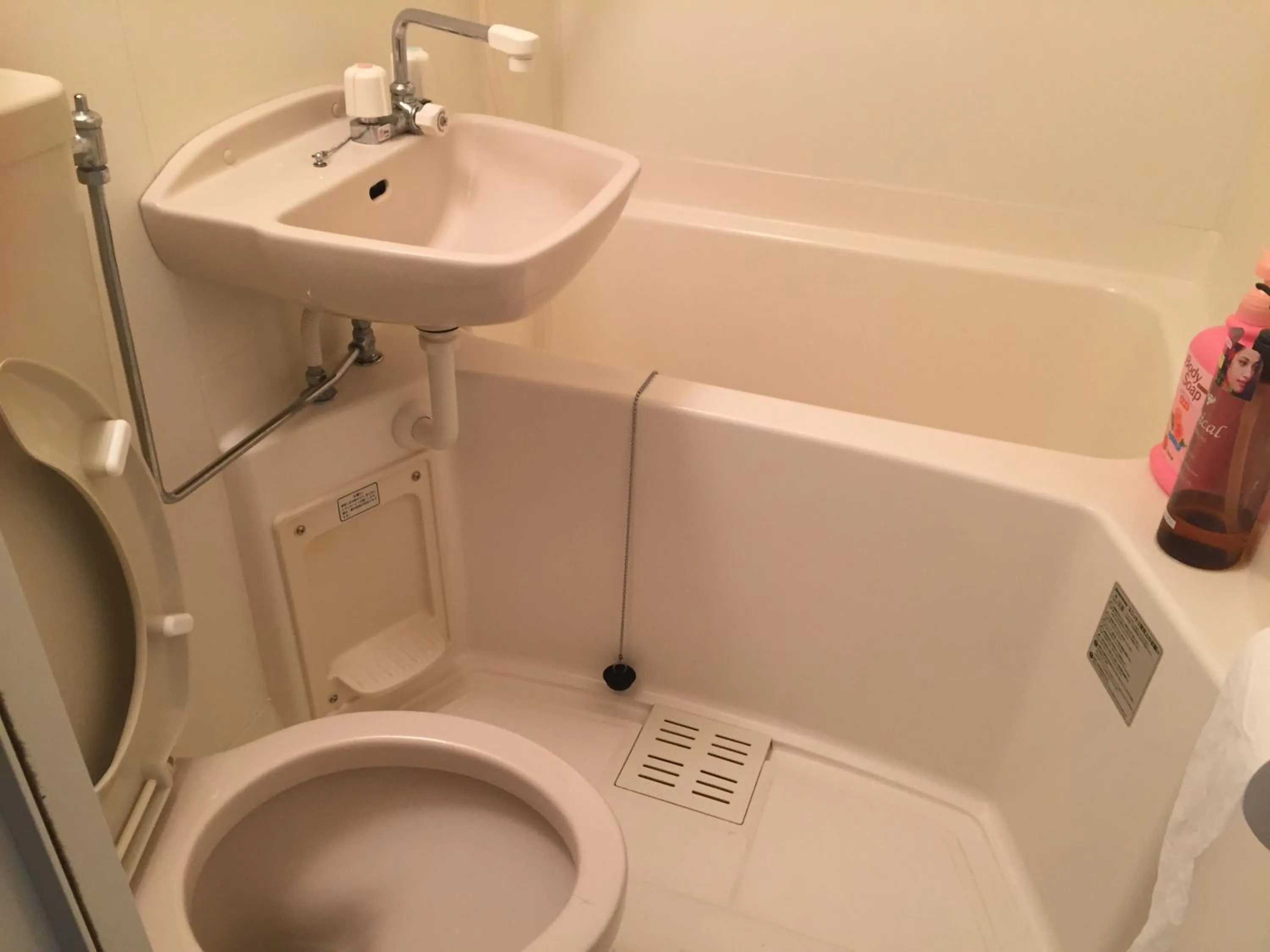 Shower in Sophiearth Apartment