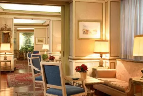 Lounge or bar in Hotel Eliseo