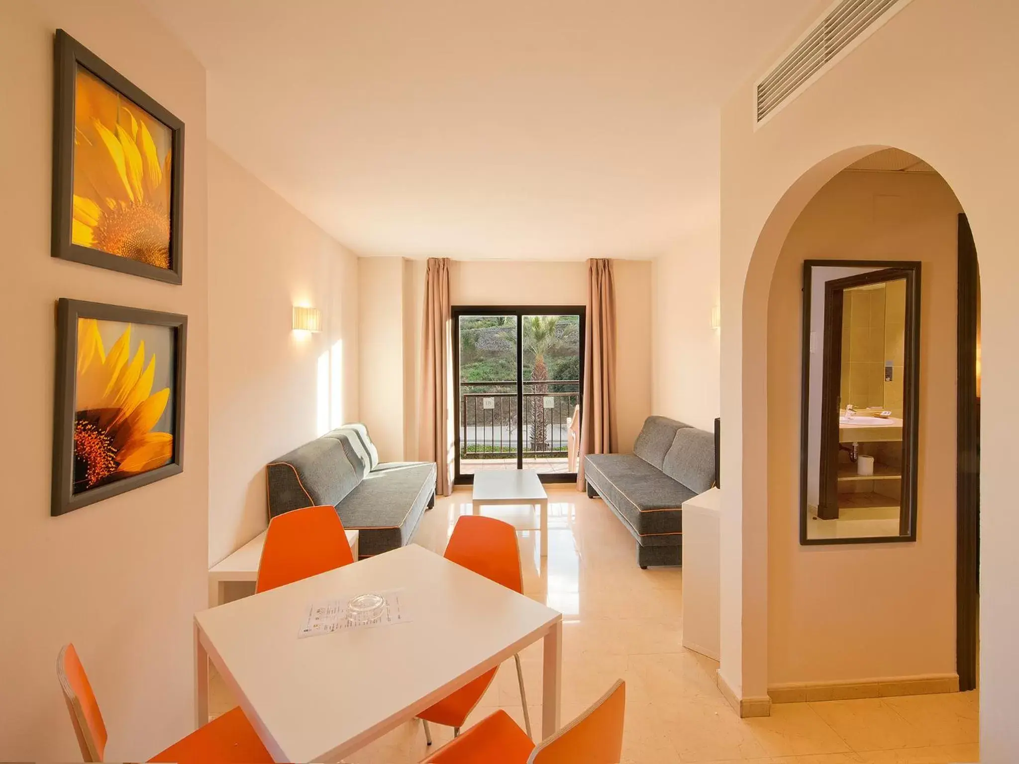Living room, Seating Area in Fuengirola Beach Apartamentos Turísticos
