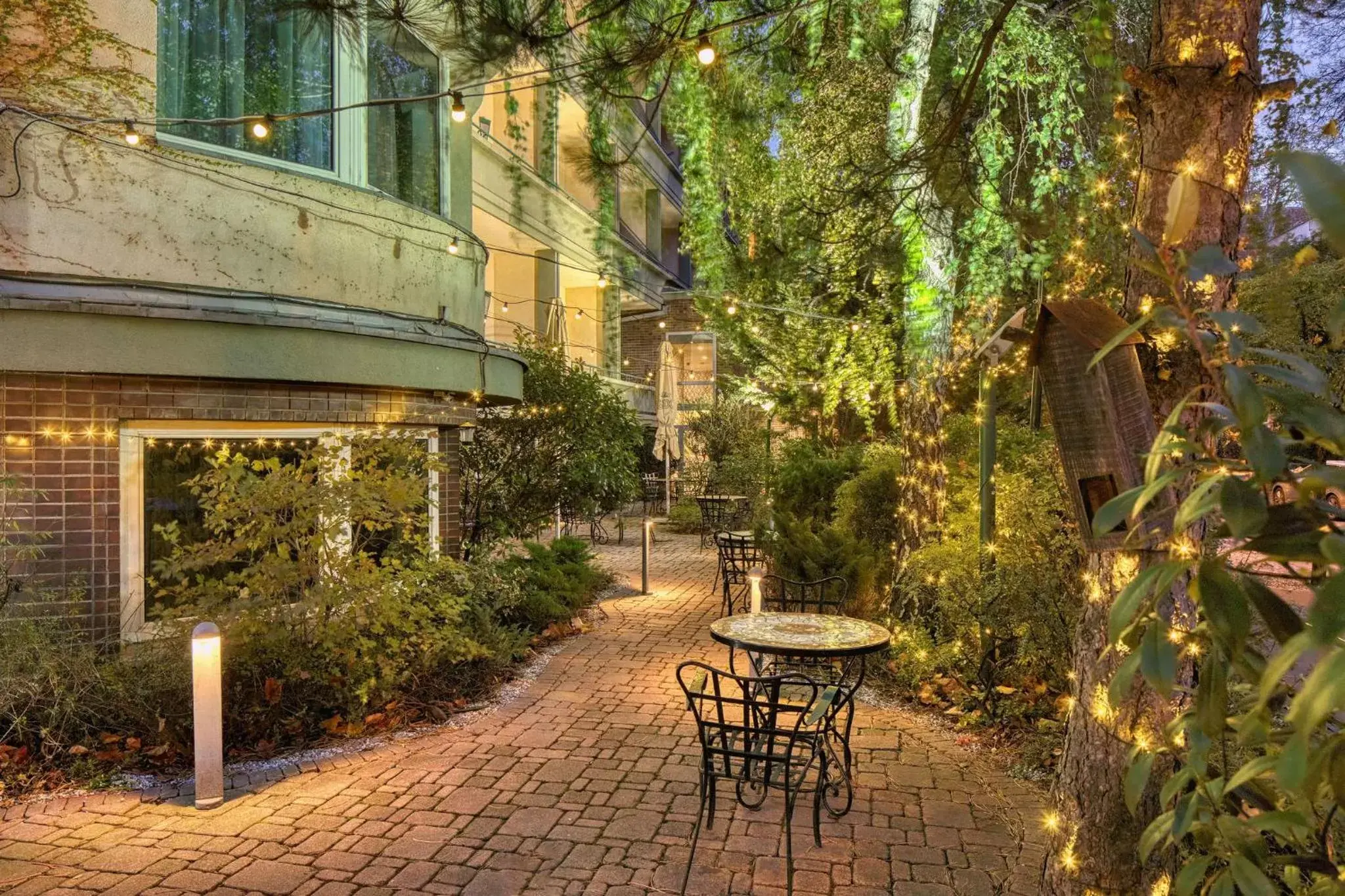 Property building in Mamaison Hotel Andrassy Budapest Property building in Mamaison Hotel Andrassy Budapest