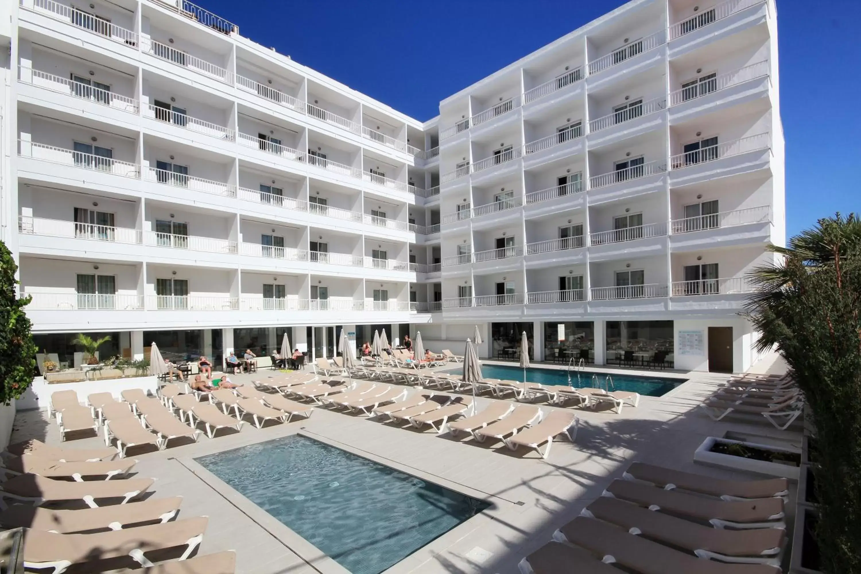 Swimming Pool in Hotel Ilusion Calma & Spa