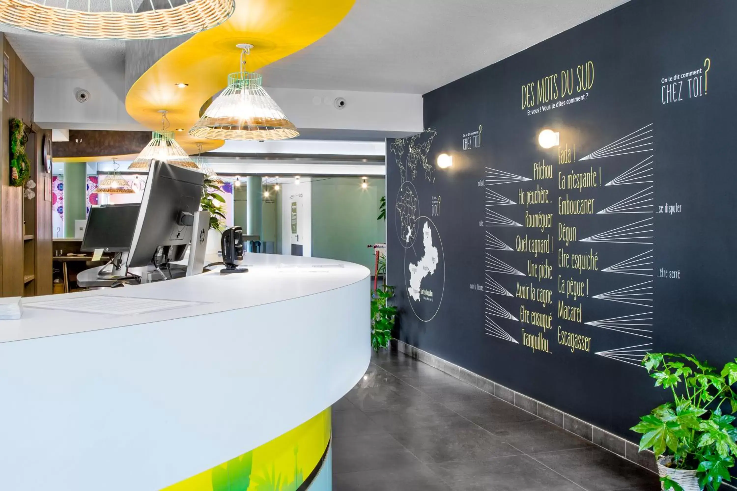 Lobby/Reception in ibis Styles Perpignan Canet En Roussillon