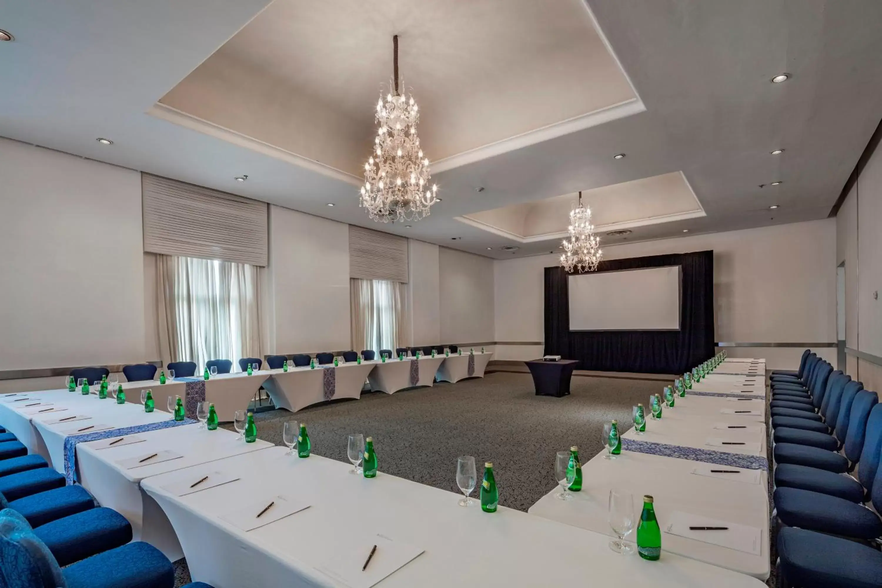 Meeting/conference room in Presidente Intercontinental Puebla, an IHG Hotel