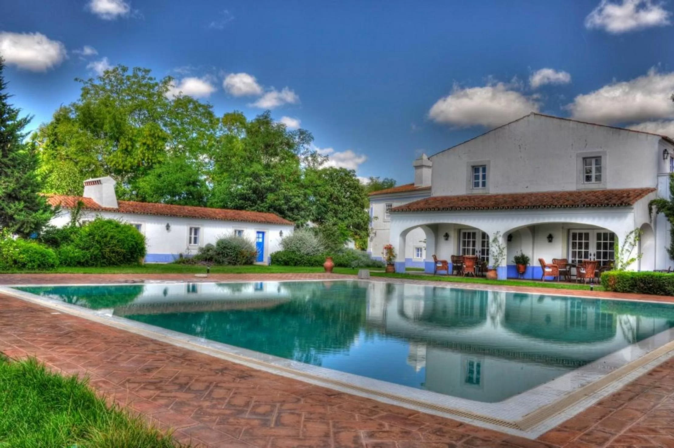 Swimming pool in Hotel Rural Monte Da Rosada