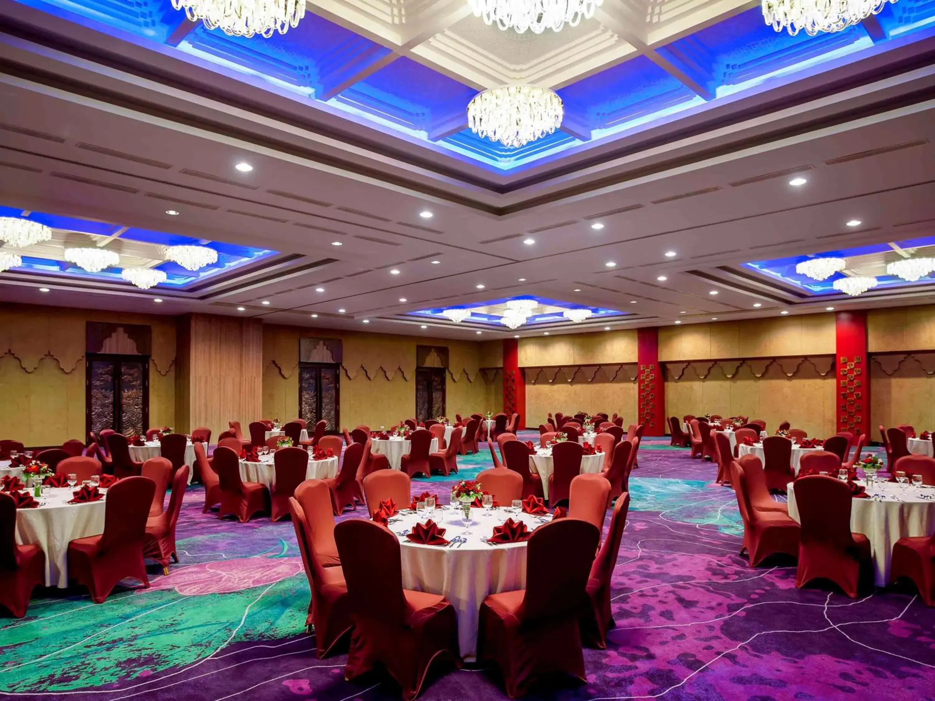 Meeting/conference room, Banquet Facilities in Grand Mercure Yogyakarta Adi Sucipto