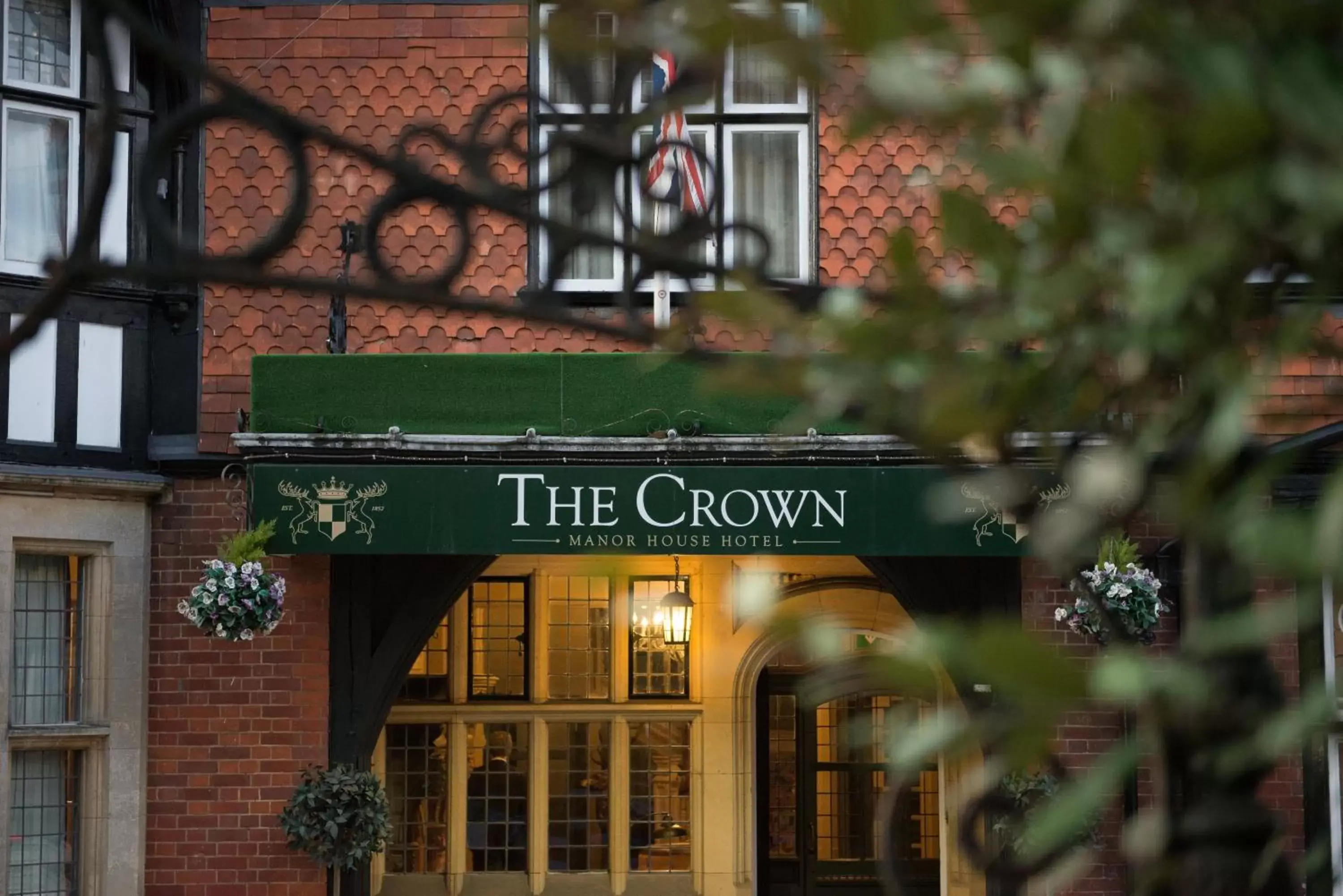 Facade/entrance in The Crown Manor House Hotel