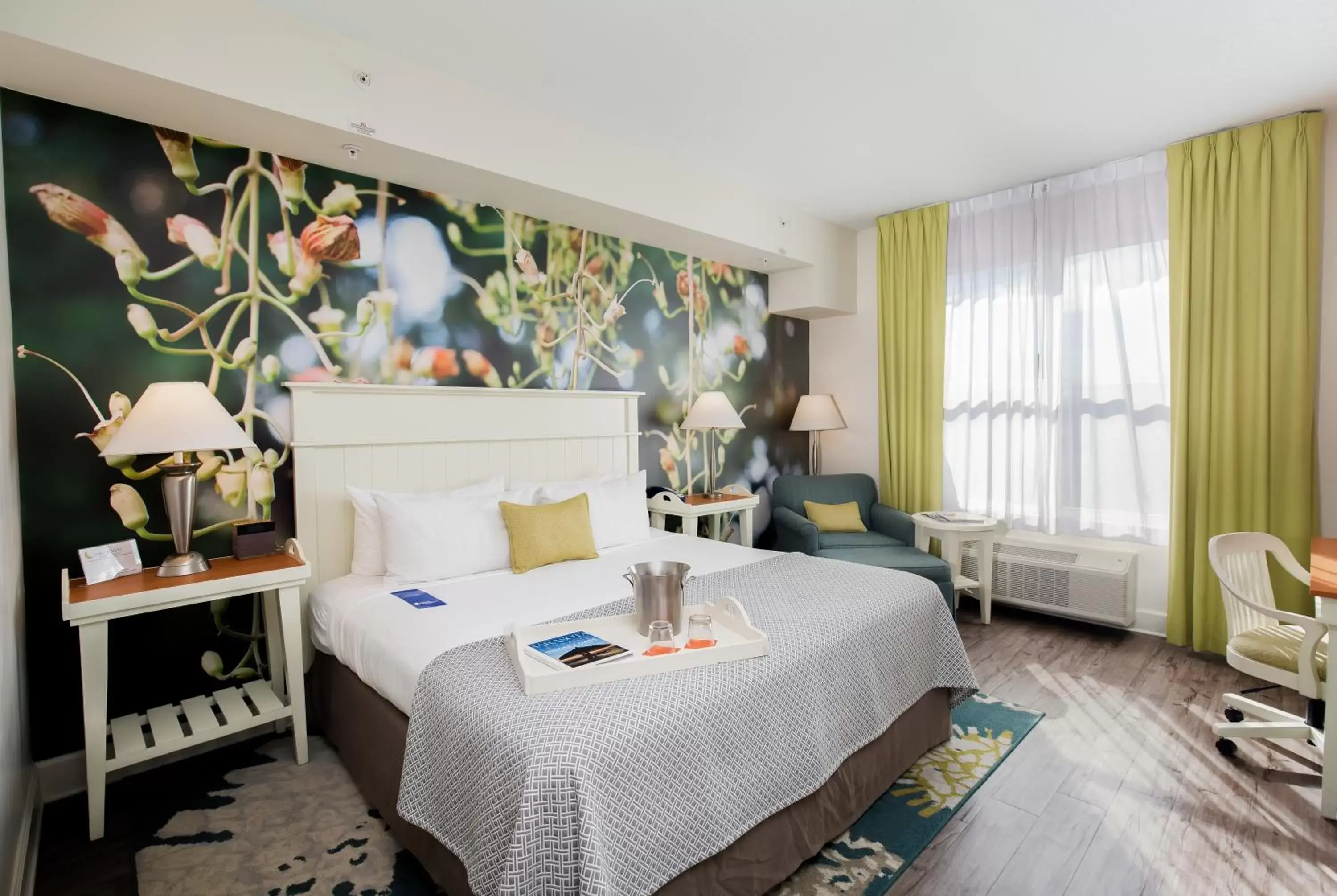 Bed in Hotel Indigo - Sarasota, an IHG Hotel