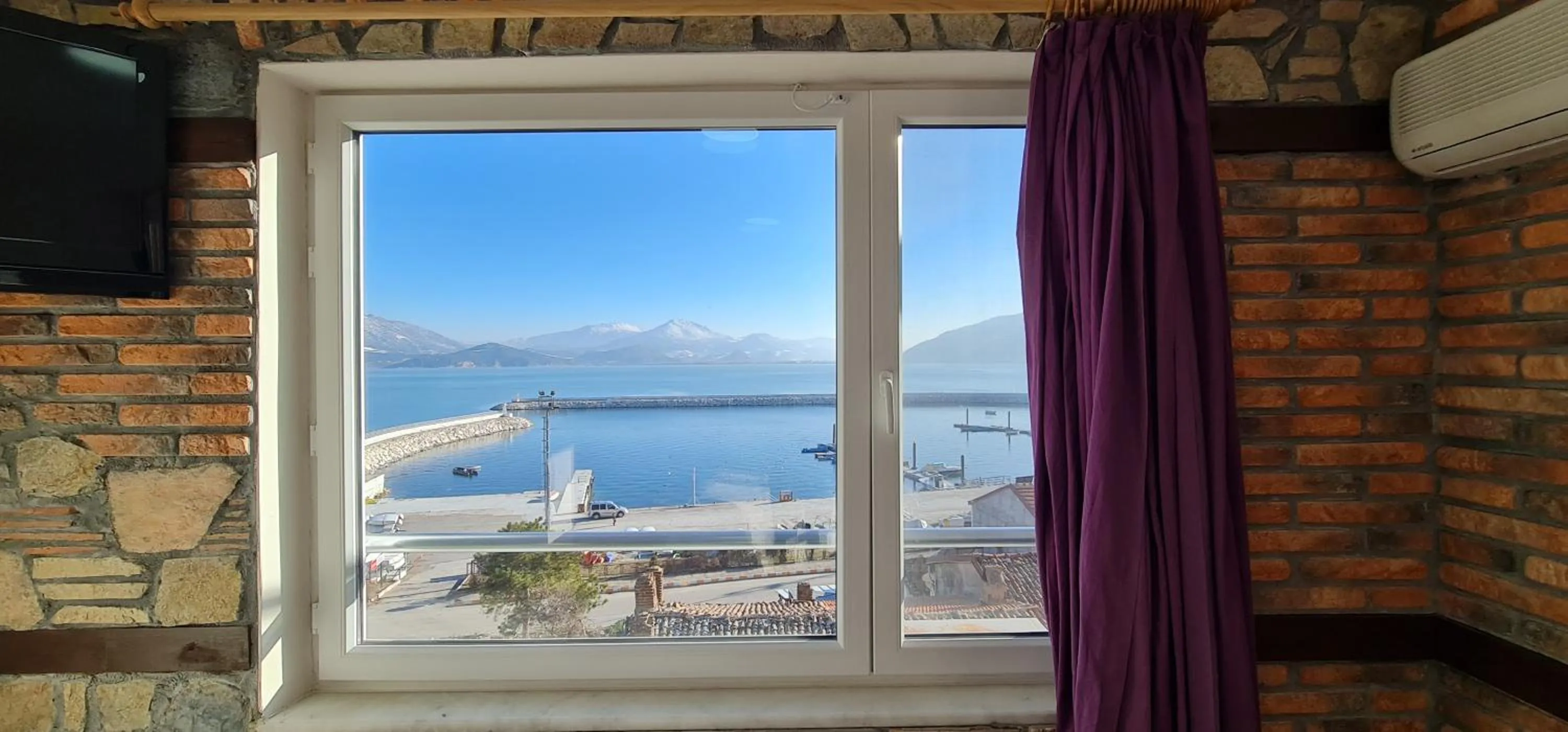 Lake view in Lale Pension