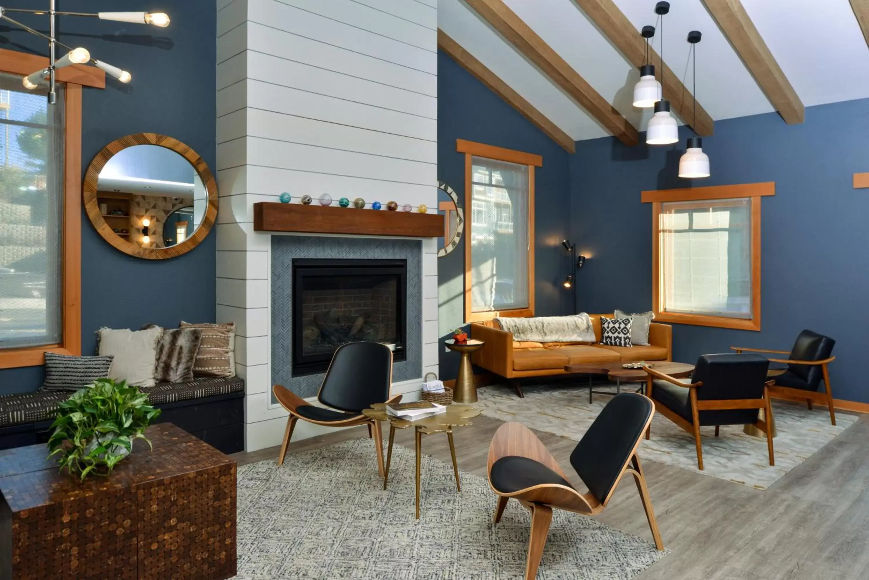 Lobby or reception, Seating Area in The Coho Oceanfront Lodge