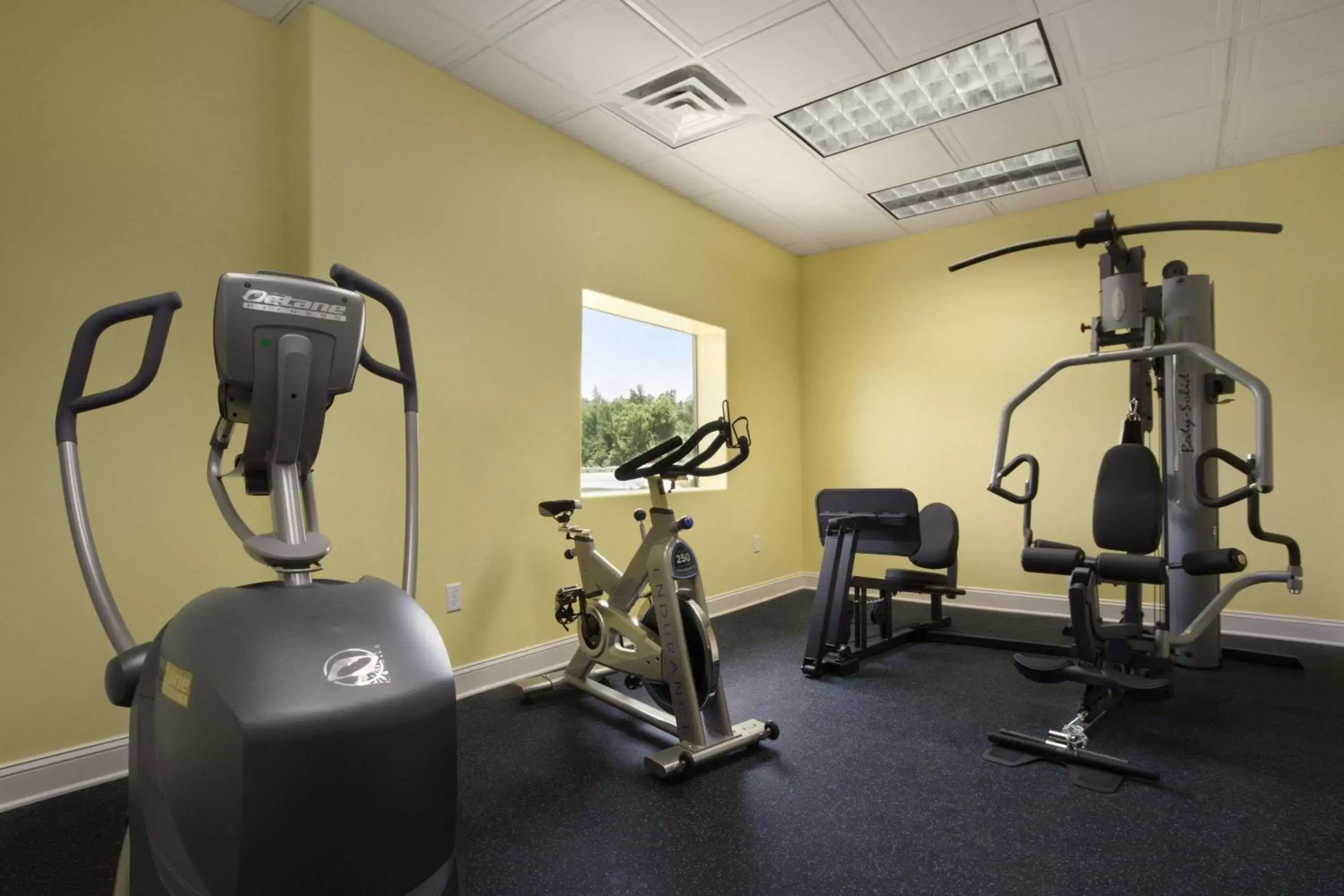 On site, Fitness Center/Facilities in Days Inn by Wyndham Fultondale