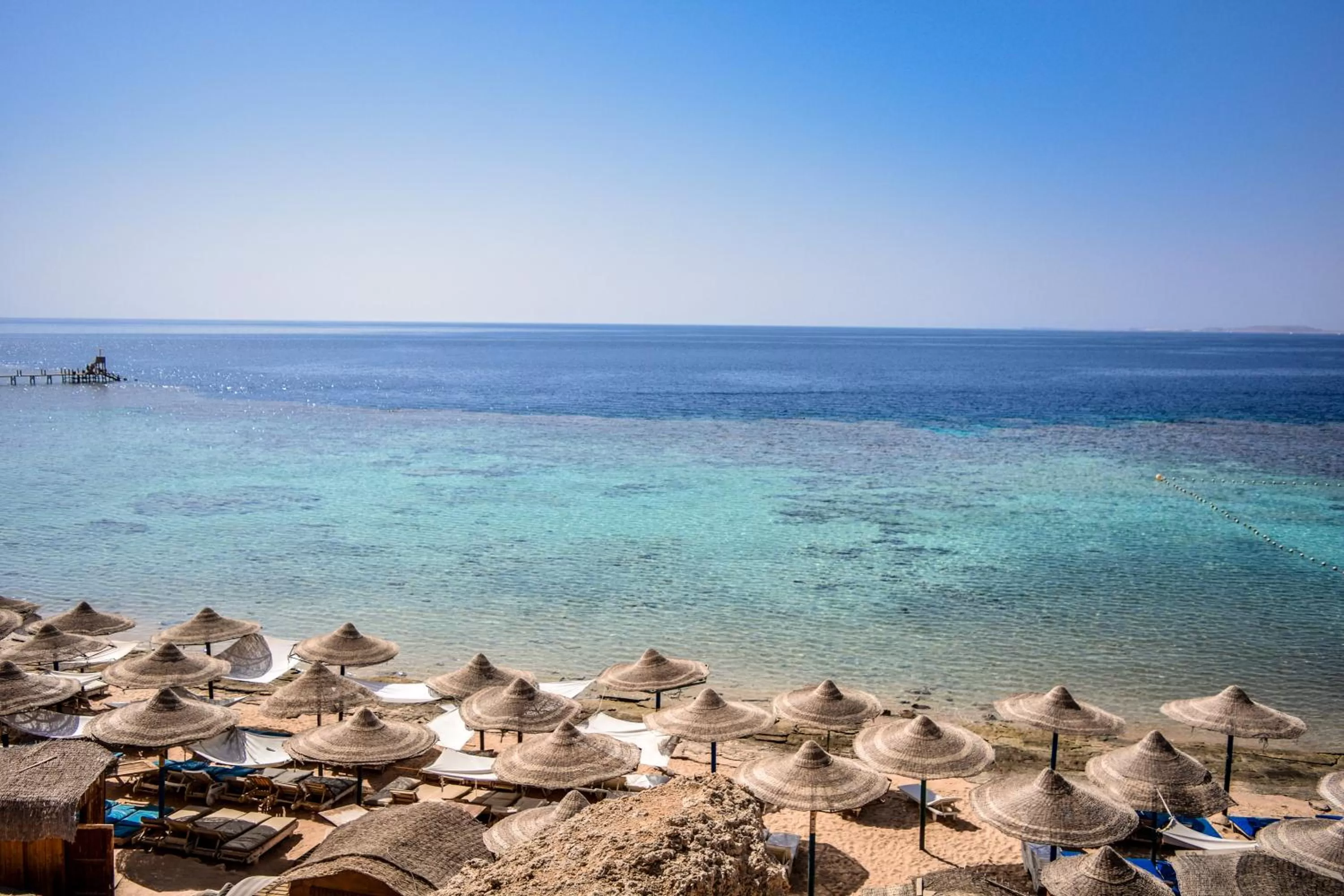 Beach in Dive Inn Resort