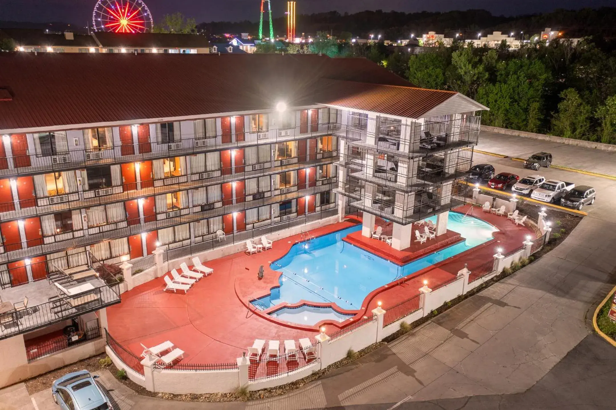 Pool View in Americana Inn a Travelodge by Wyndham