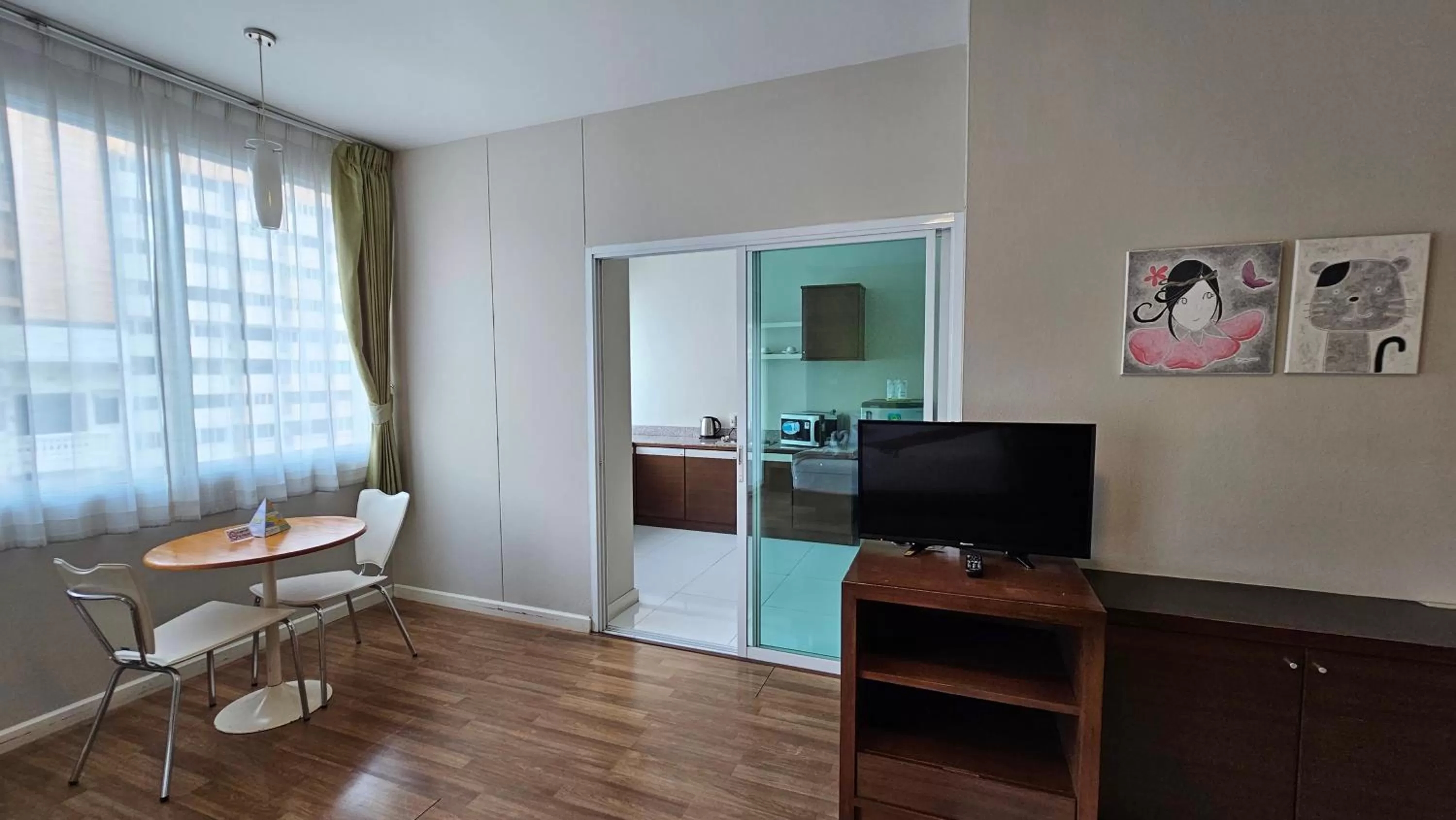 TV and multimedia in Baiyoke Ciao Hotel