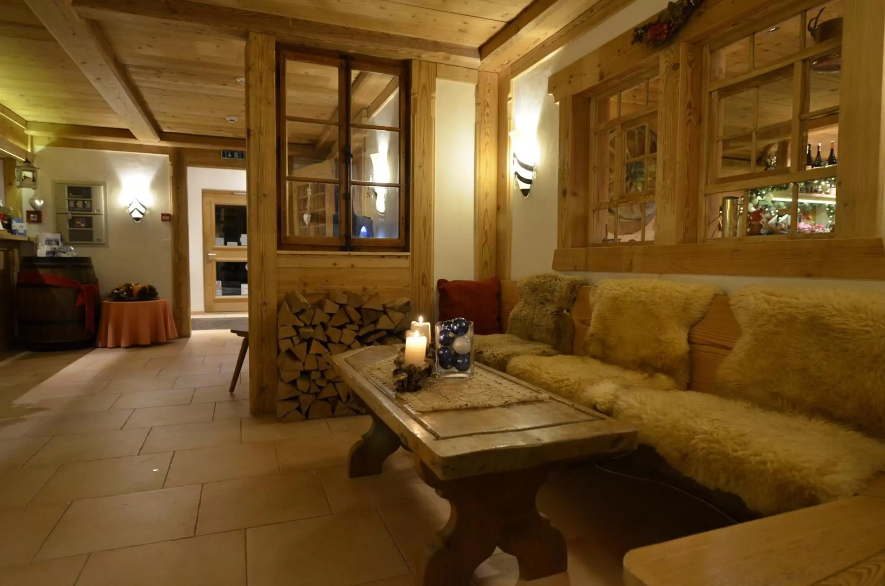 Lobby or reception, Seating Area in Hotel Bellerive Gstaad