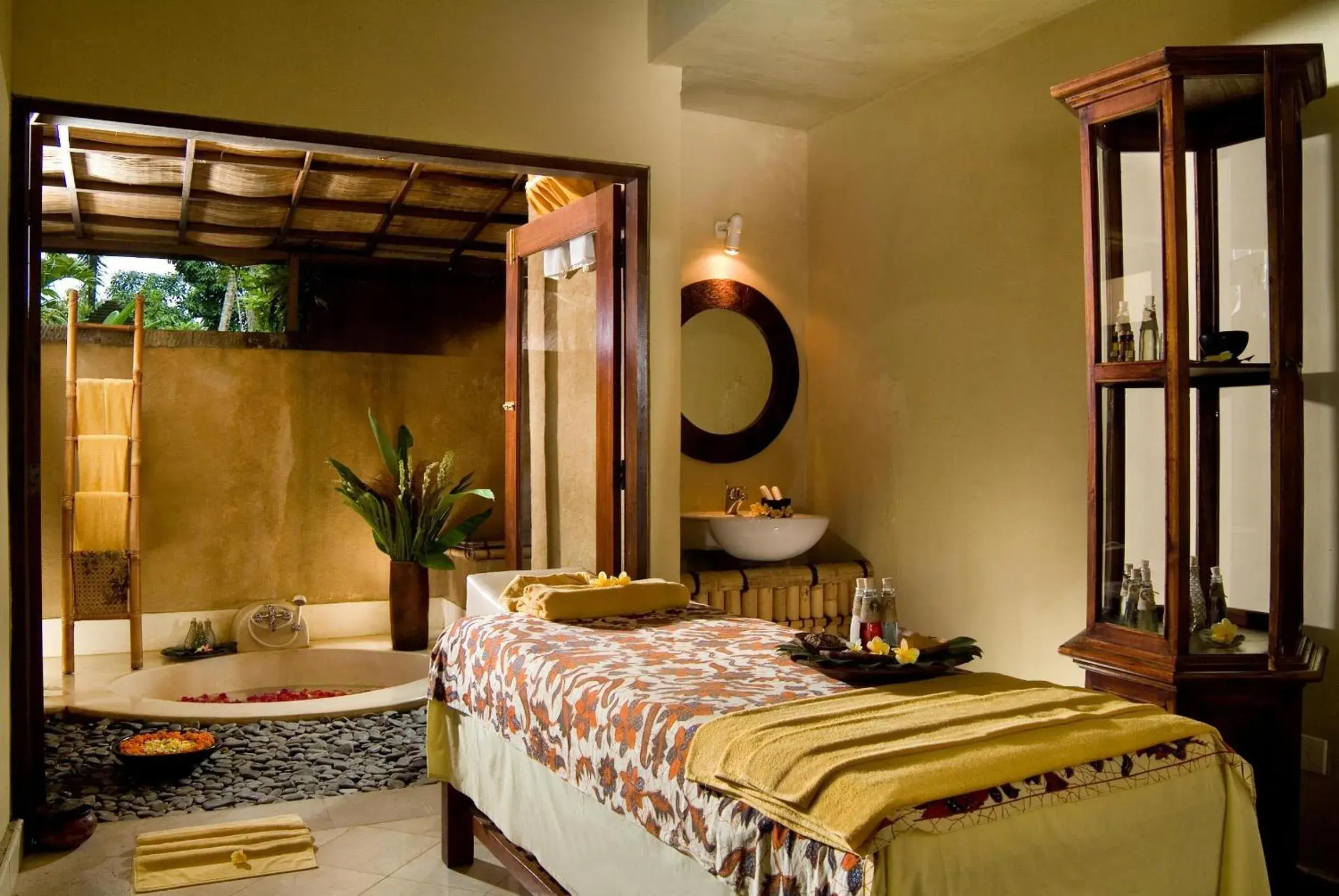 Spa and wellness centre/facilities, Bed in The Sungu Resort & Spa