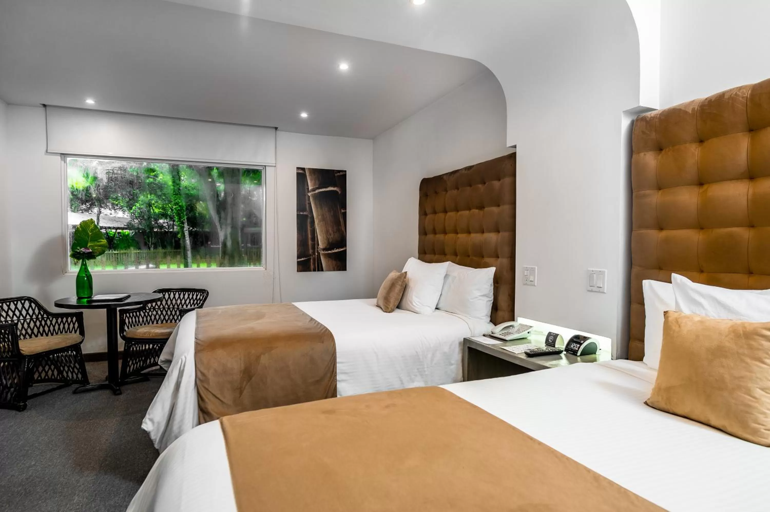 Bed in Riande Aeropuerto Hotel Casino