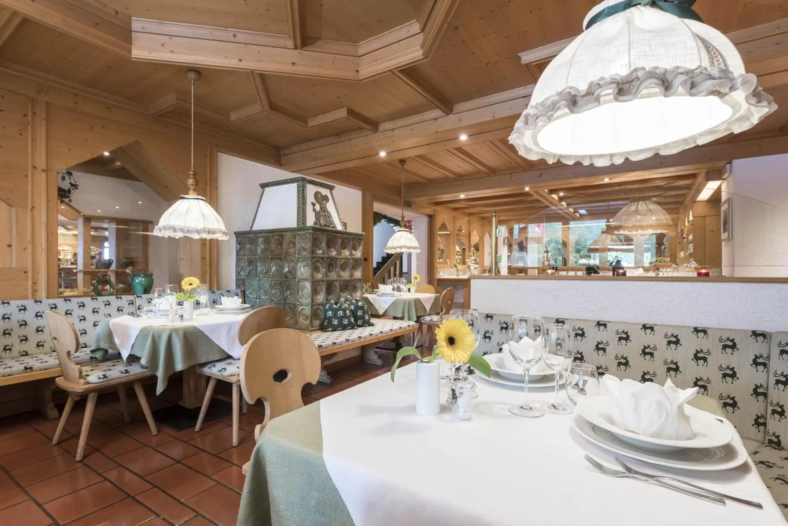 Restaurant/Places to Eat in Ferien & Wellnesshotel Windschar