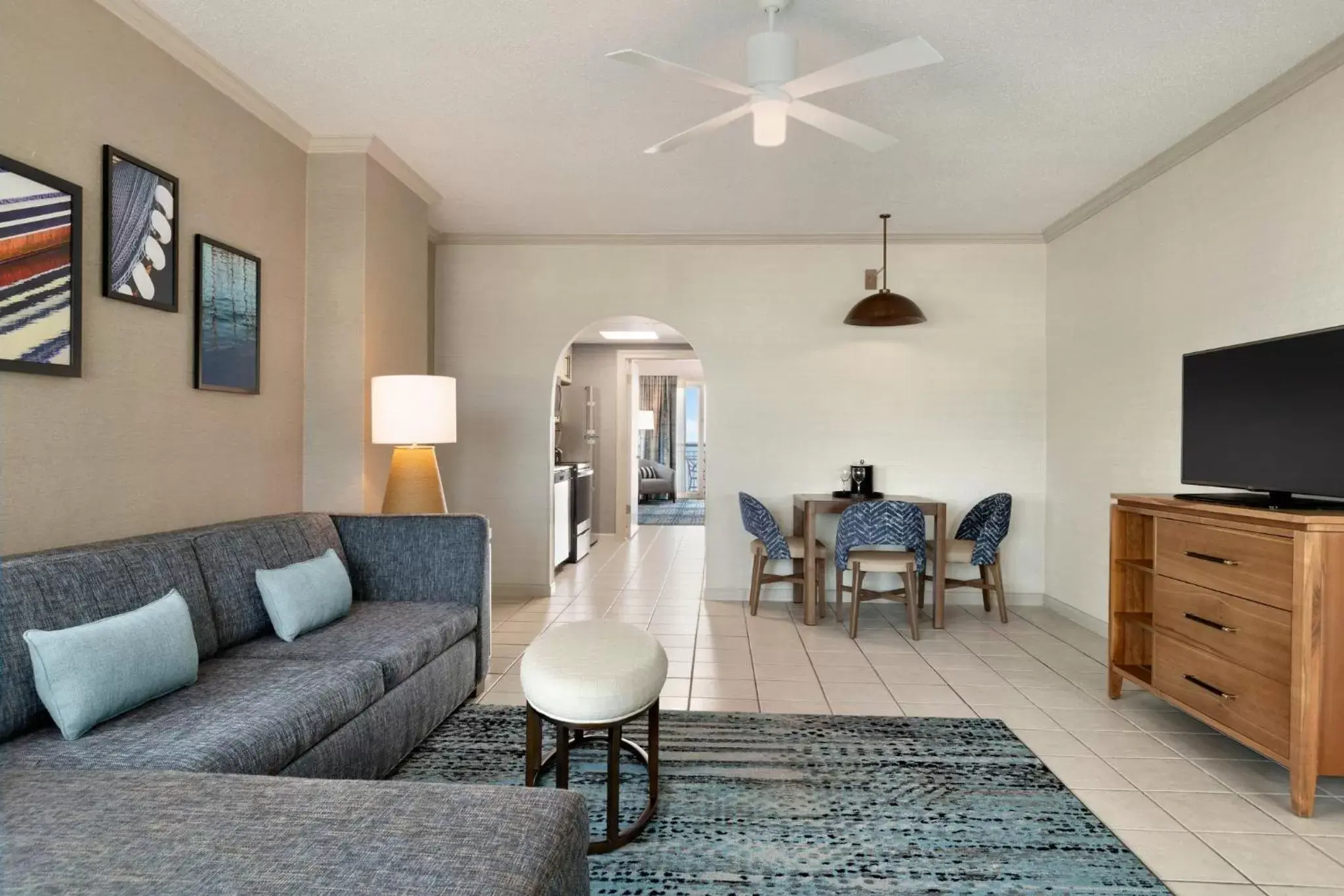 Bedroom, Seating Area in Holiday Inn & Suites Ocean City, an IHG Hotel