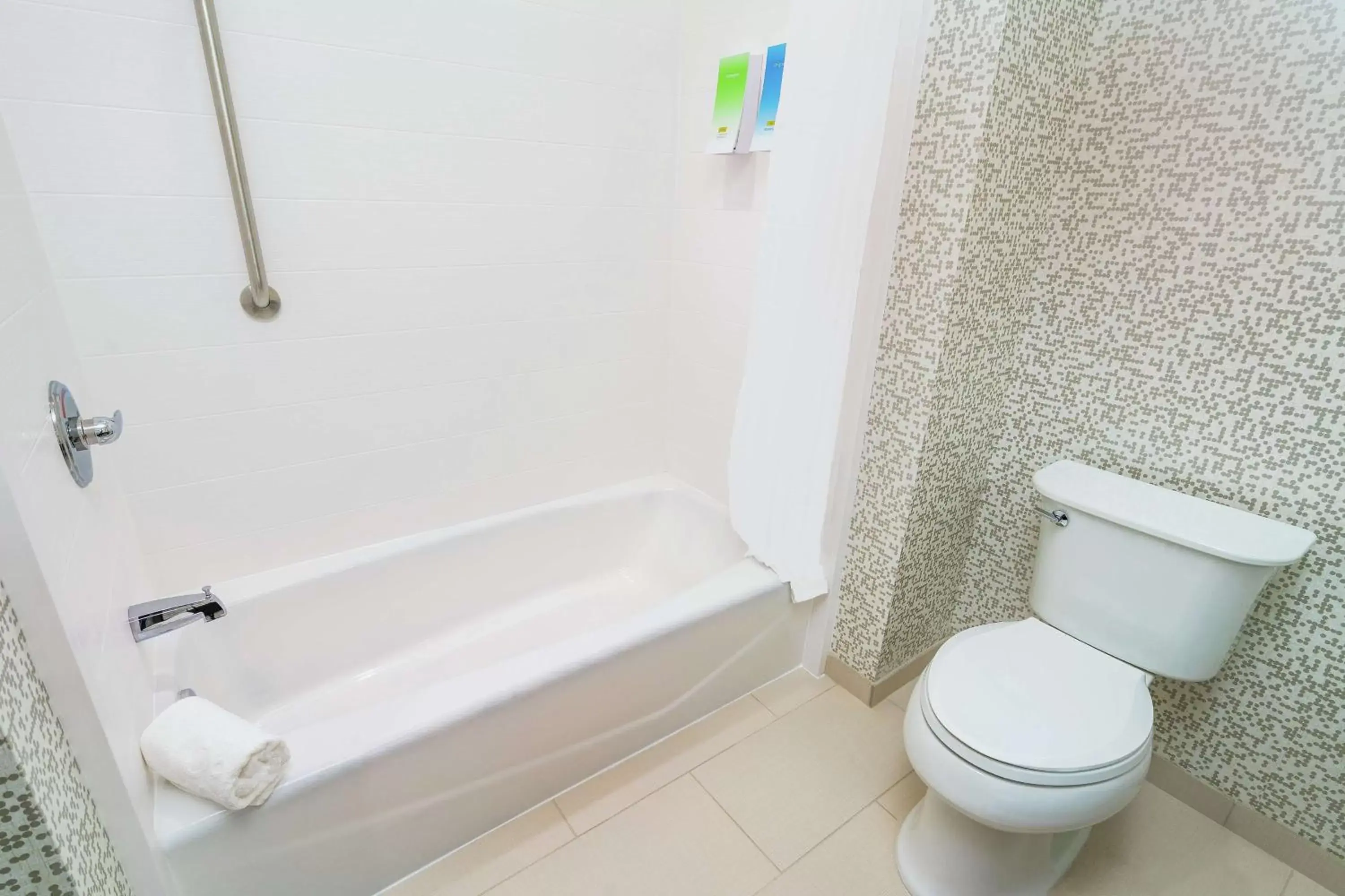 Bathroom in Home2 Suites By Hilton San Antonio At The Rim, Tx