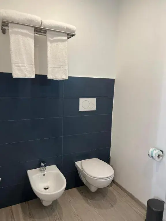 Toilet, Bathroom in Hotel Baia Delle Sirene