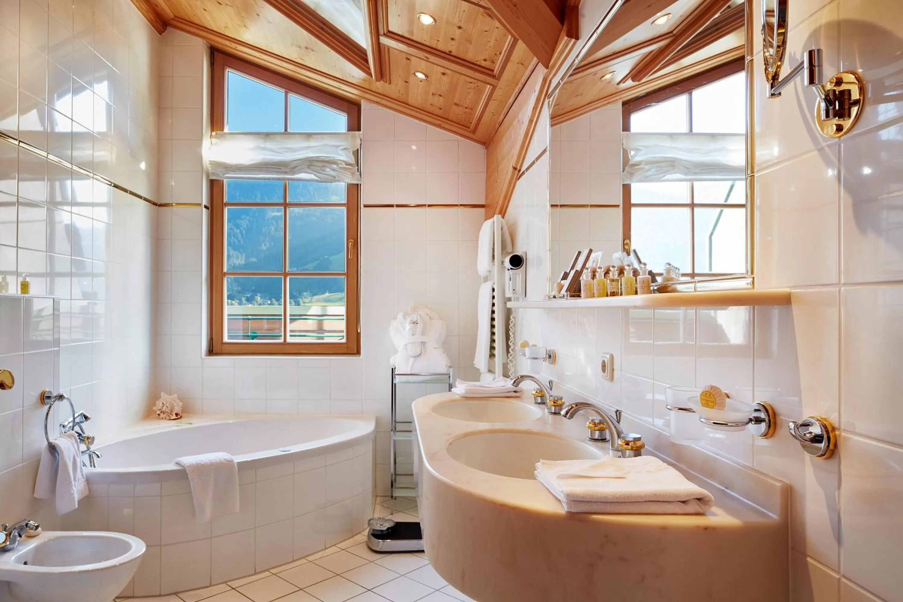 Bathroom in Relais & Châteaux Hotel Tennerhof