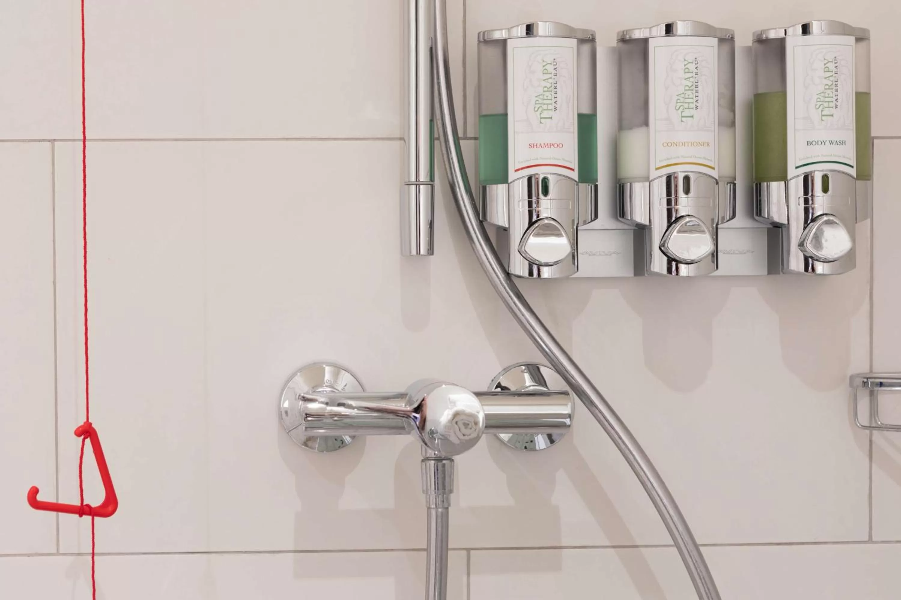 Bathroom in Hampton by Hilton Ashford International