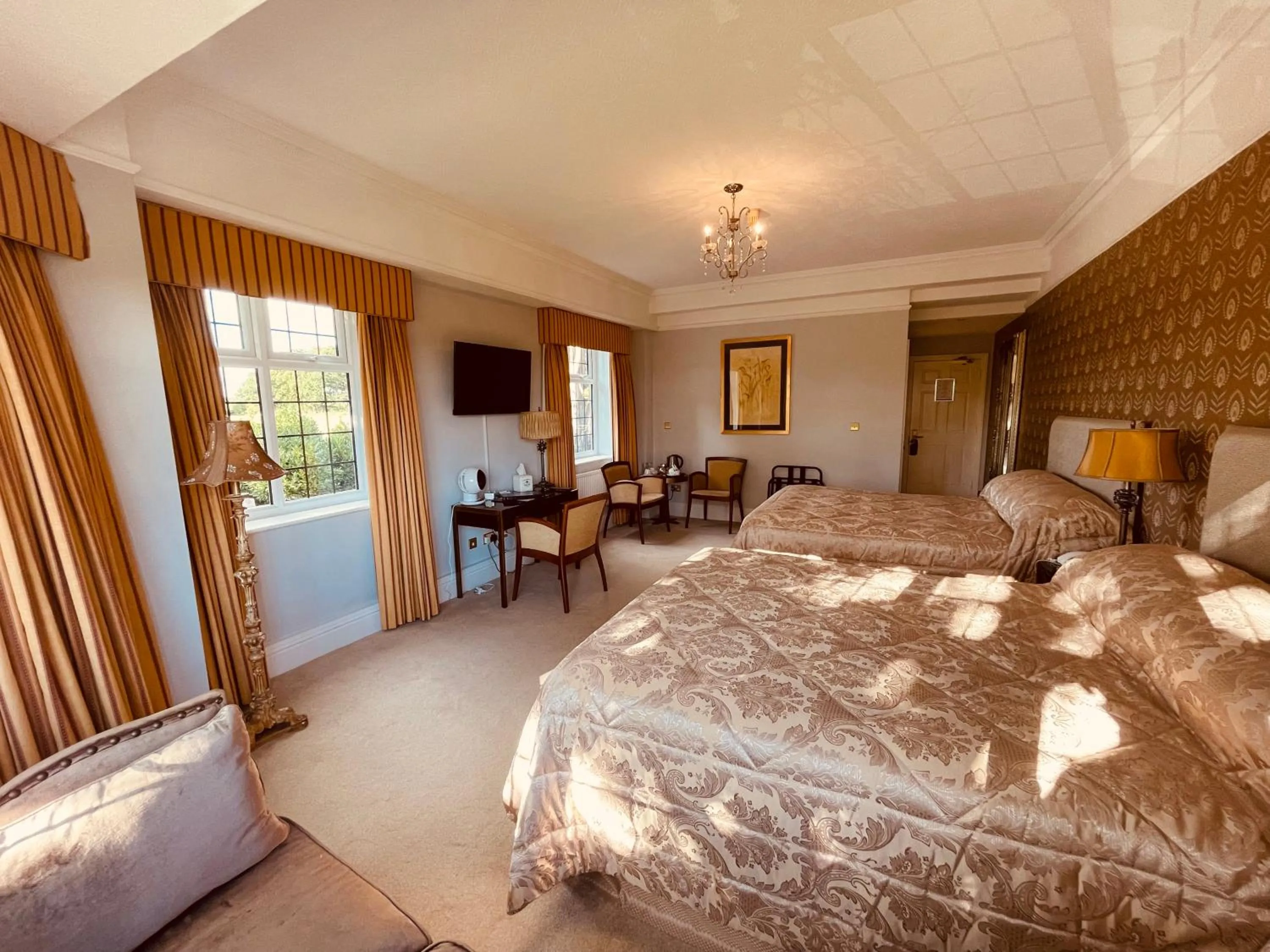 Photo of the whole room, Bed in Nuthurst Grange Country House Hotel & Restaurant