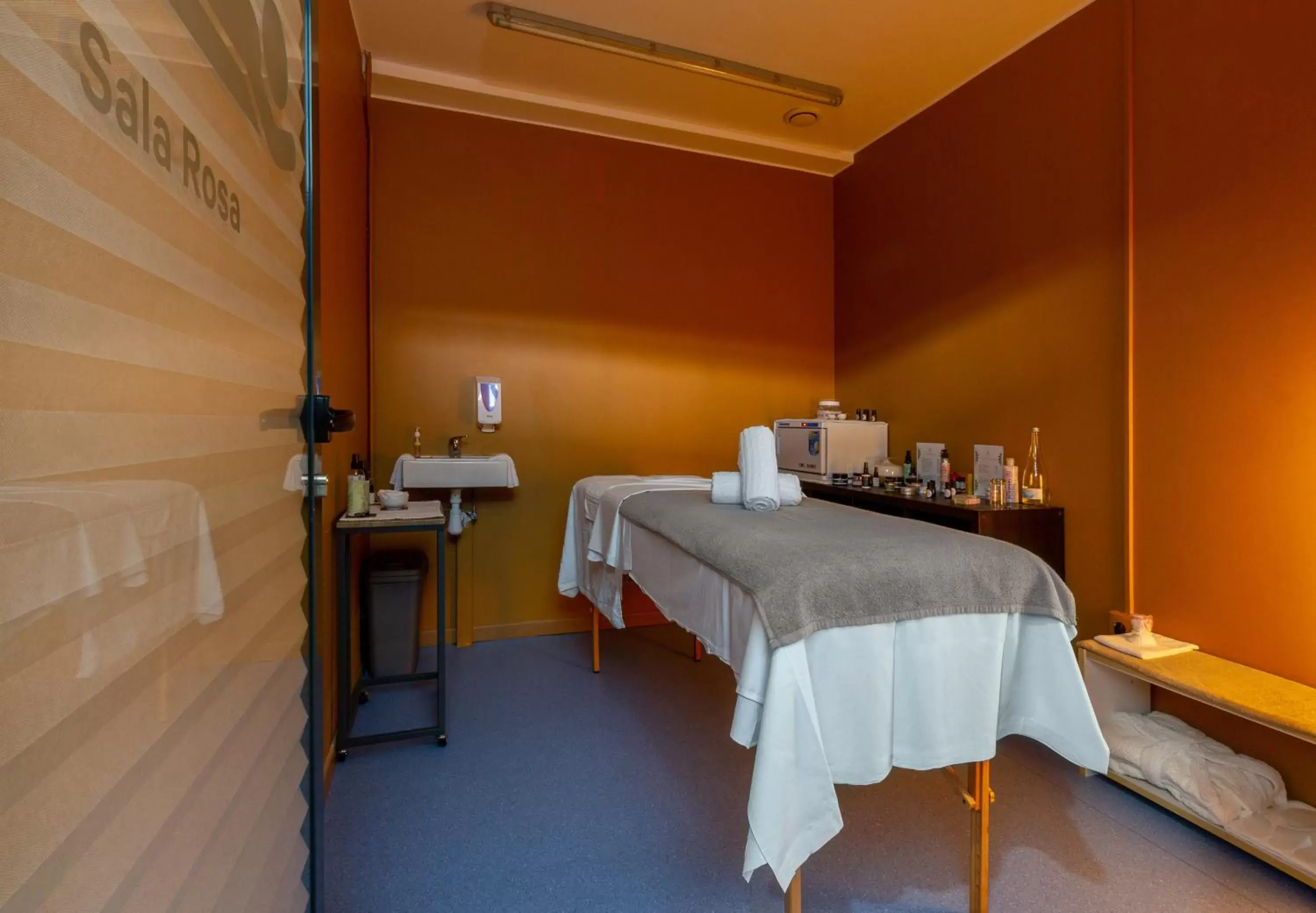 Massage in In Gold Hotel & Spa