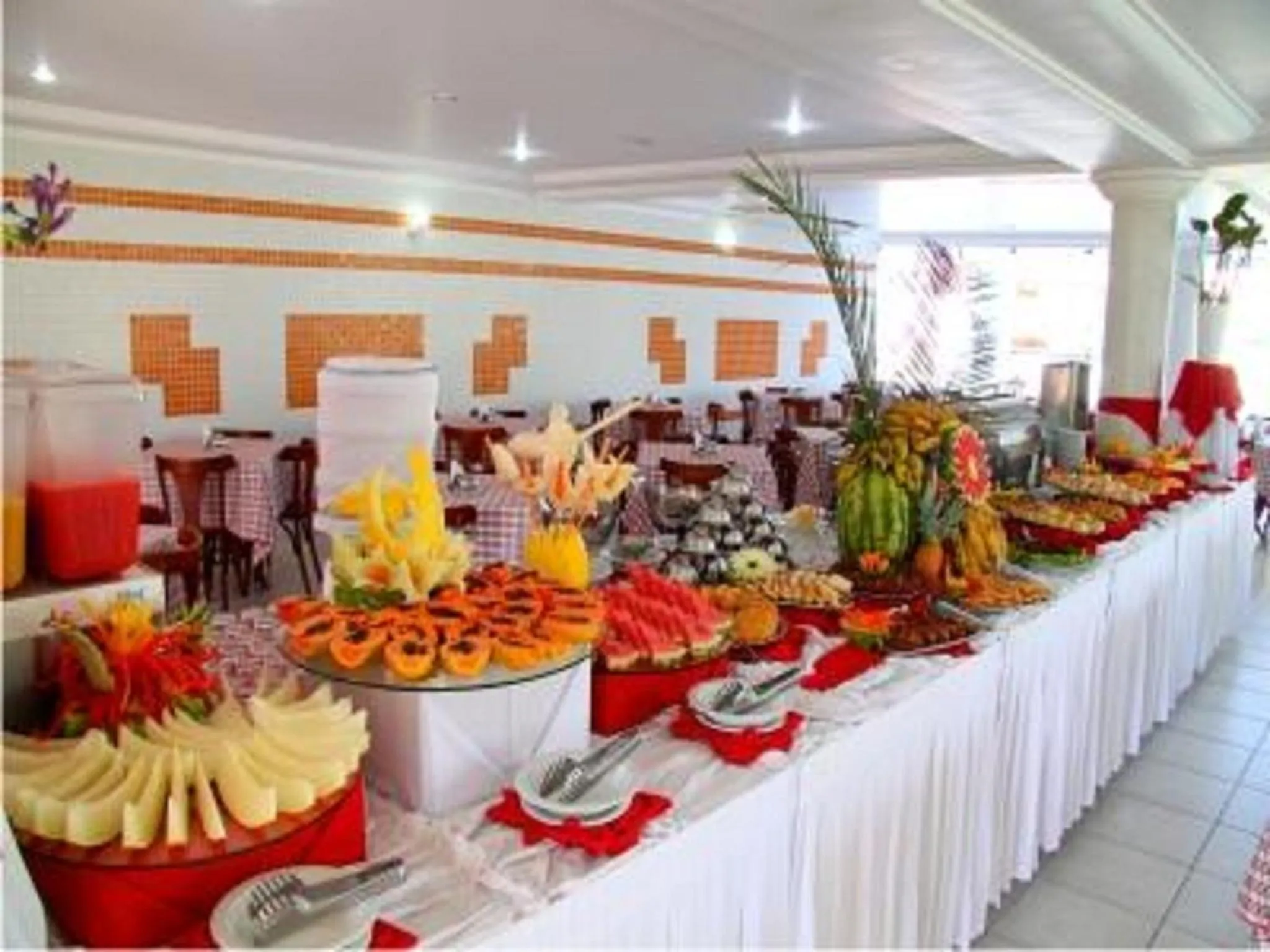 Food in Sunshine Praia Hotel