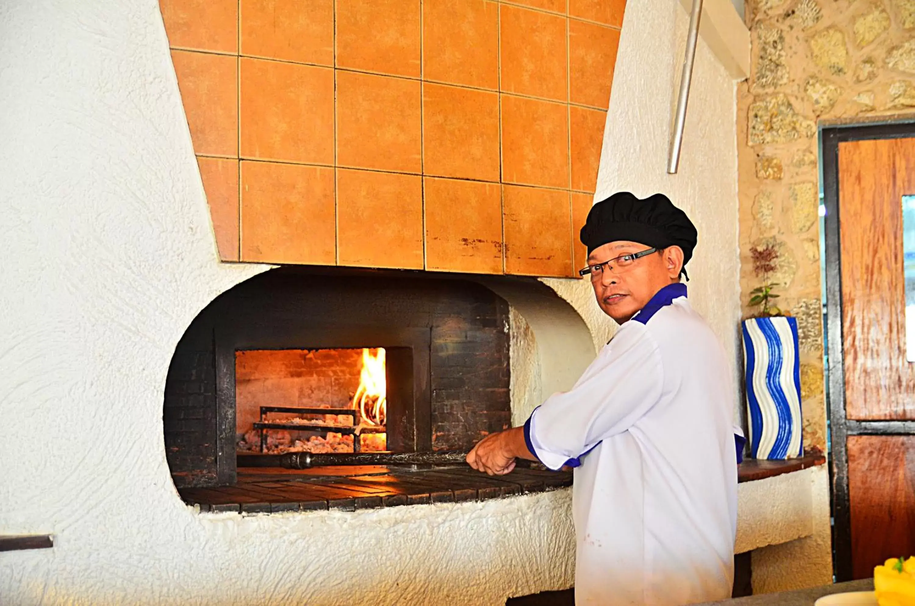 Food and drinks in Thunderbird Resorts - Poro Point Food and drinks in Thunderbird Resorts - Poro Point