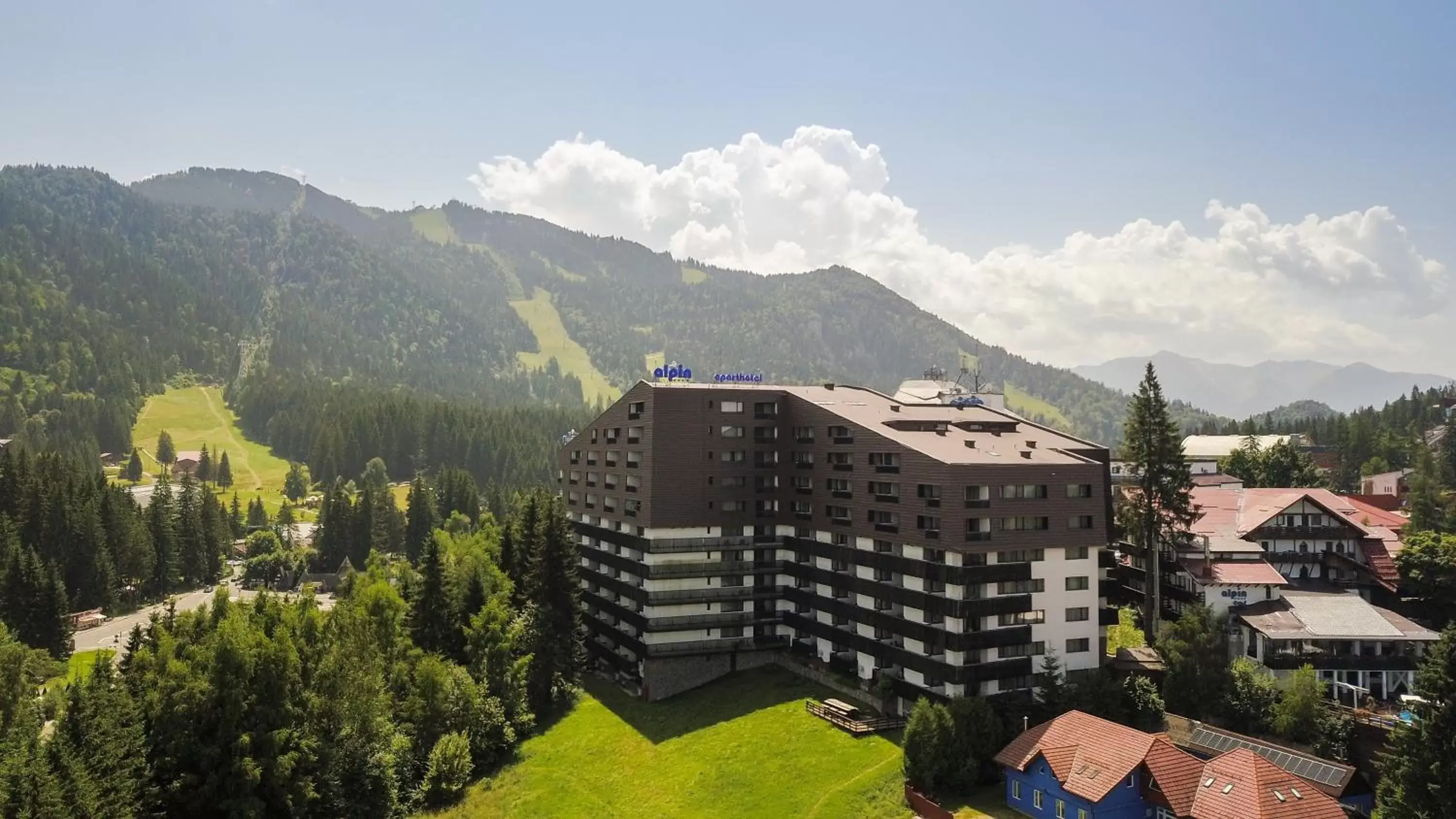 Property building, Bird's-eye View in Alpin Resort Hotel