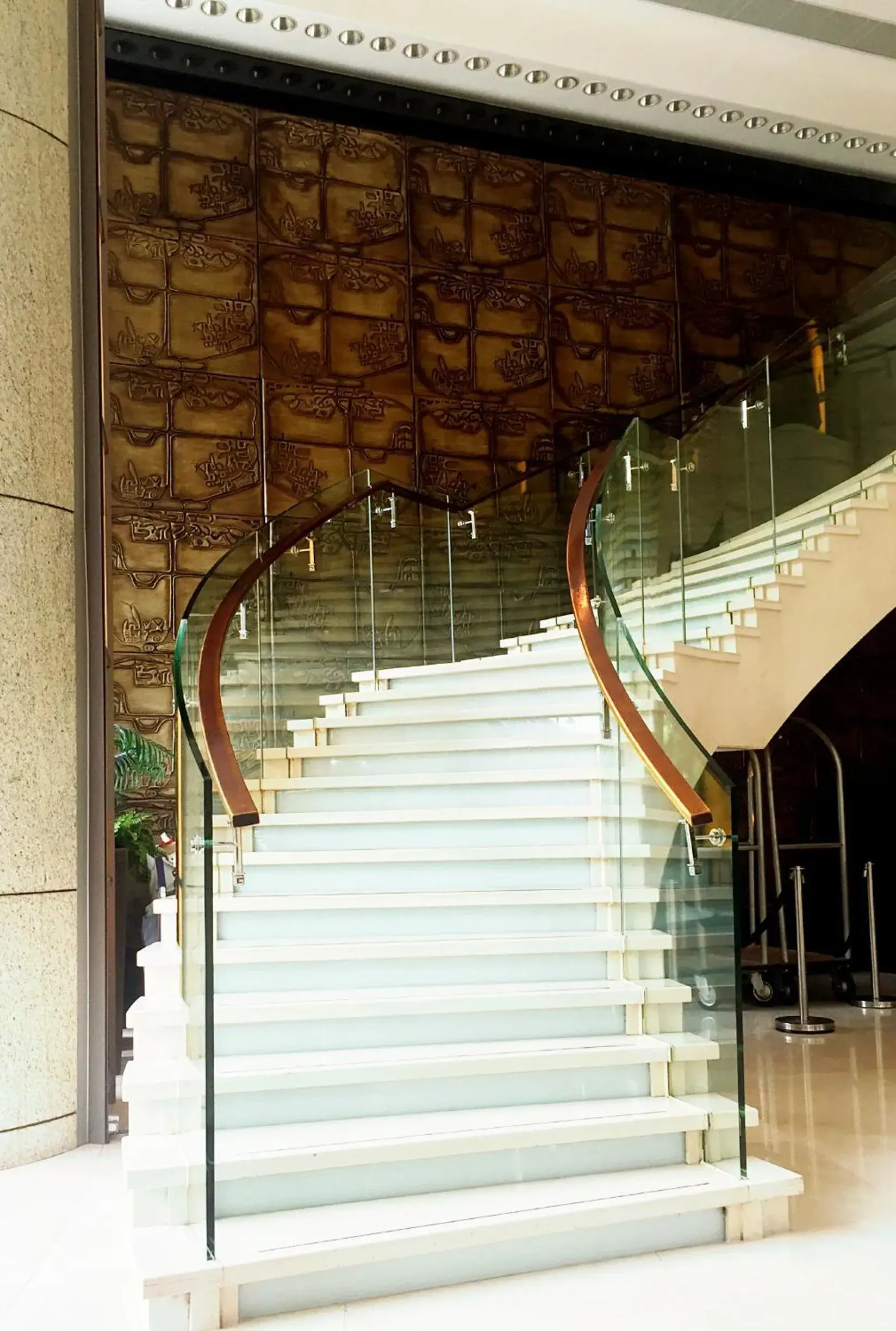 Lobby or reception in Royal View Hotel