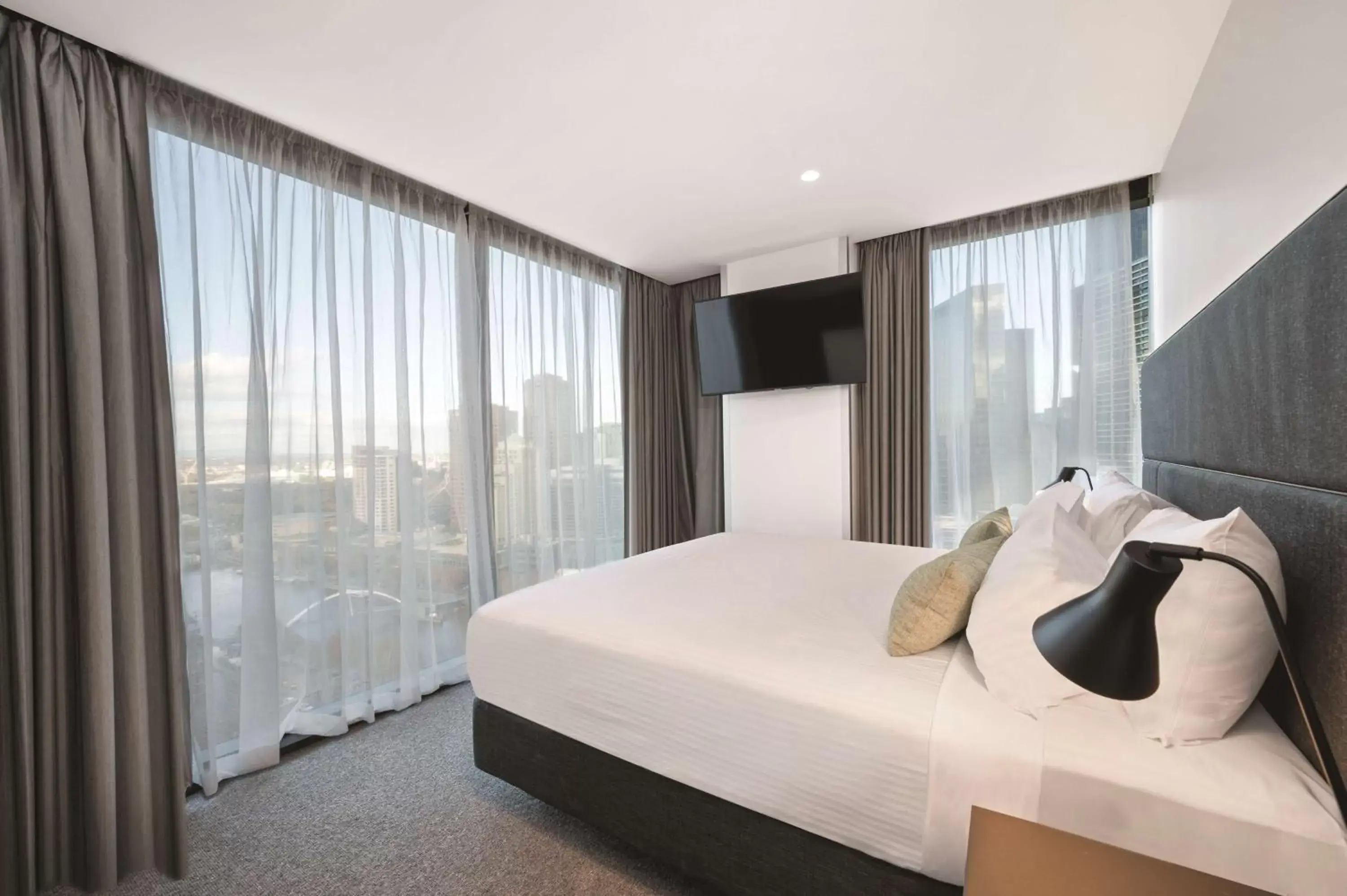 Photo of the whole room, Bed in Vibe Hotel Melbourne