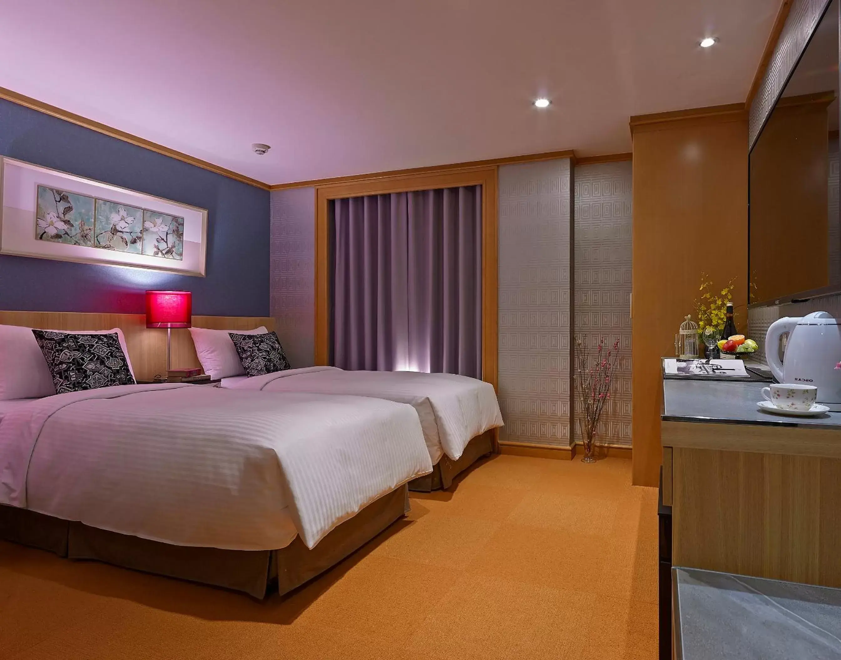 Superior Twin Room in Beauty Hotels Taipei - Hotel Bchic
