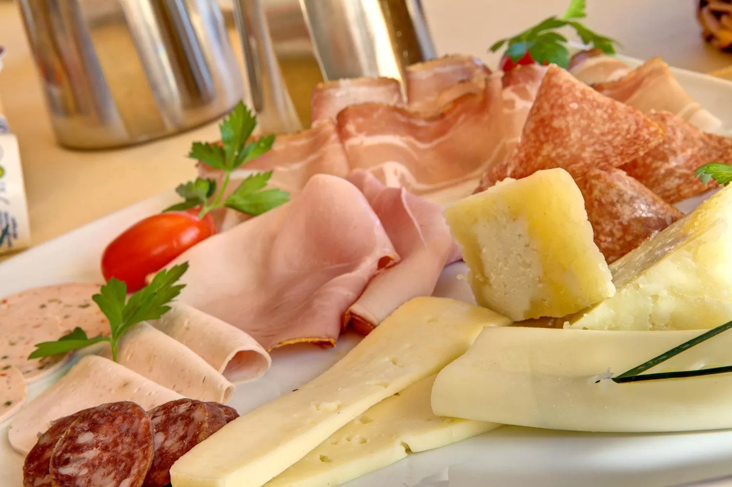 Buffet breakfast in Sporthotel Kalcherhof