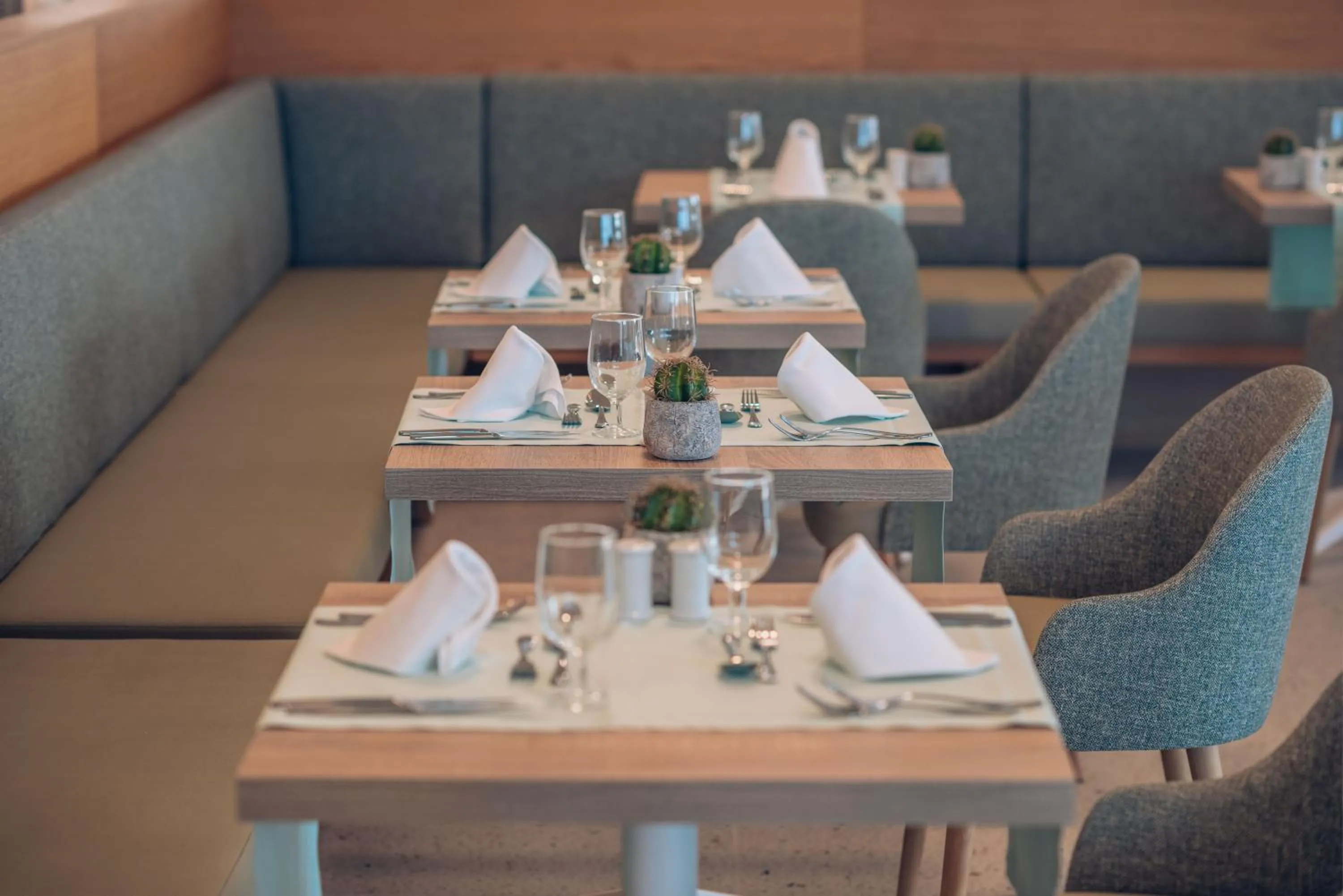 Restaurant/places to eat in Iberostar Waves Cala Domingos All Inclusive