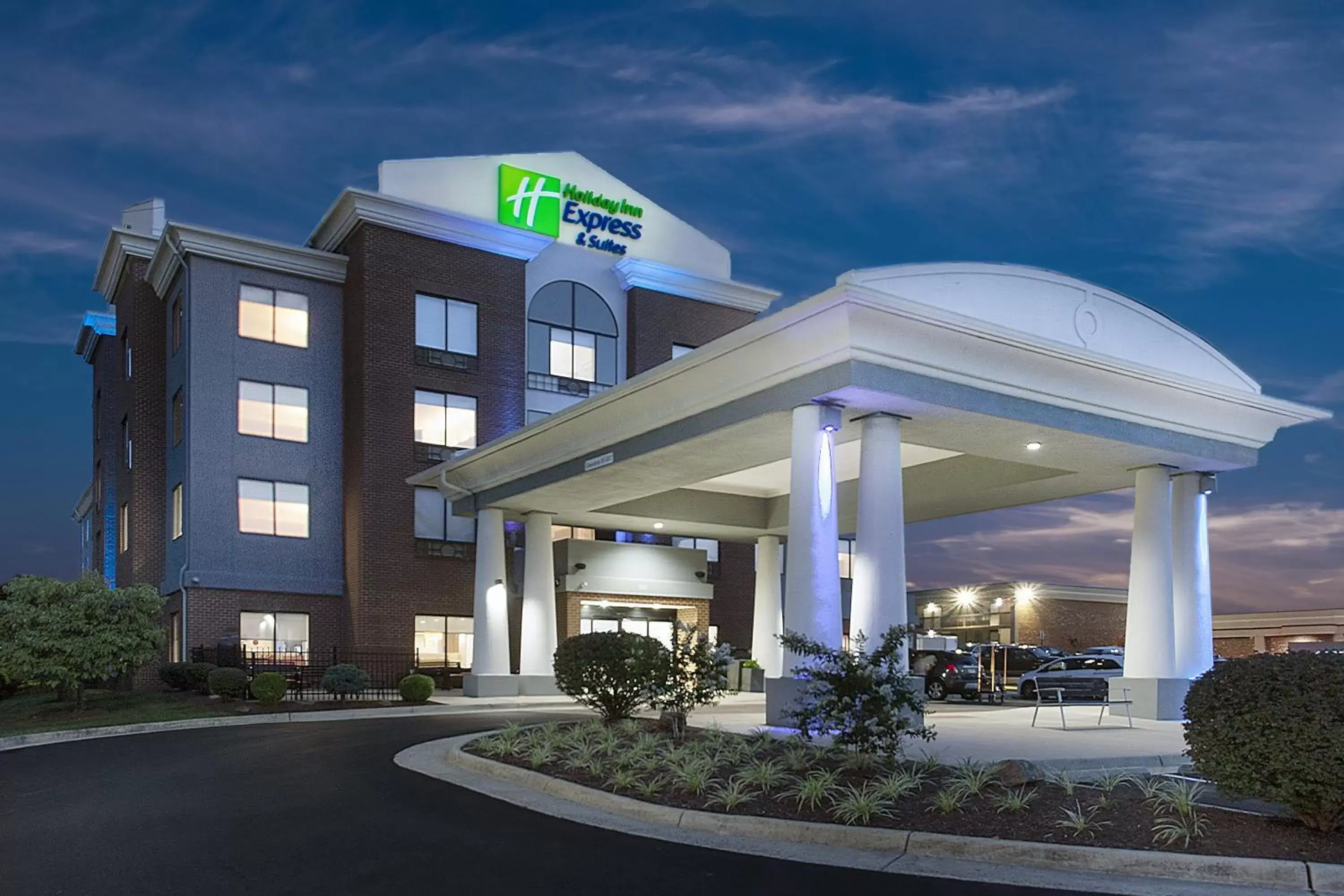 Property Building in Holiday Inn Express & Suites Culpeper, an IHG Hotel