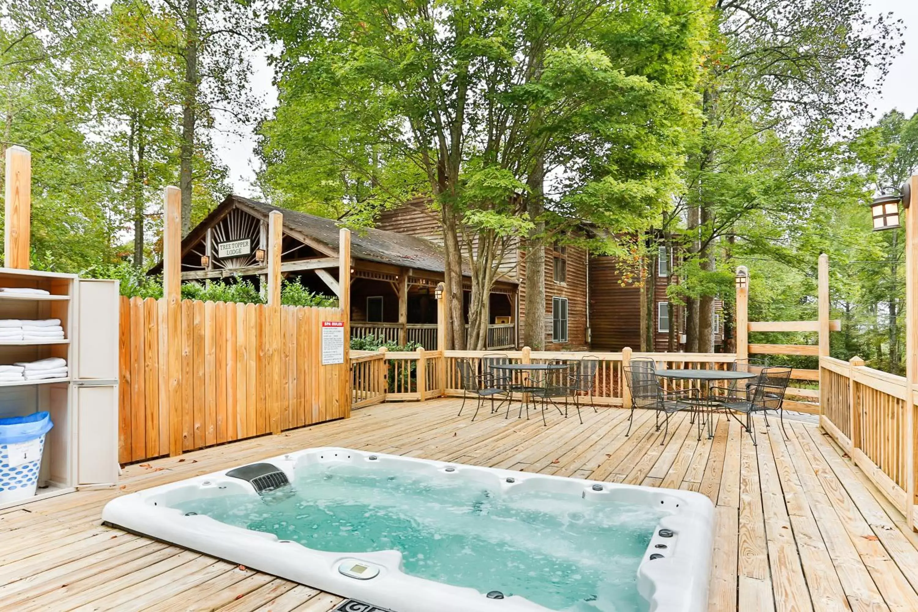 Hot Tub, Swimming Pool in Forrest Hills Mountain Resort