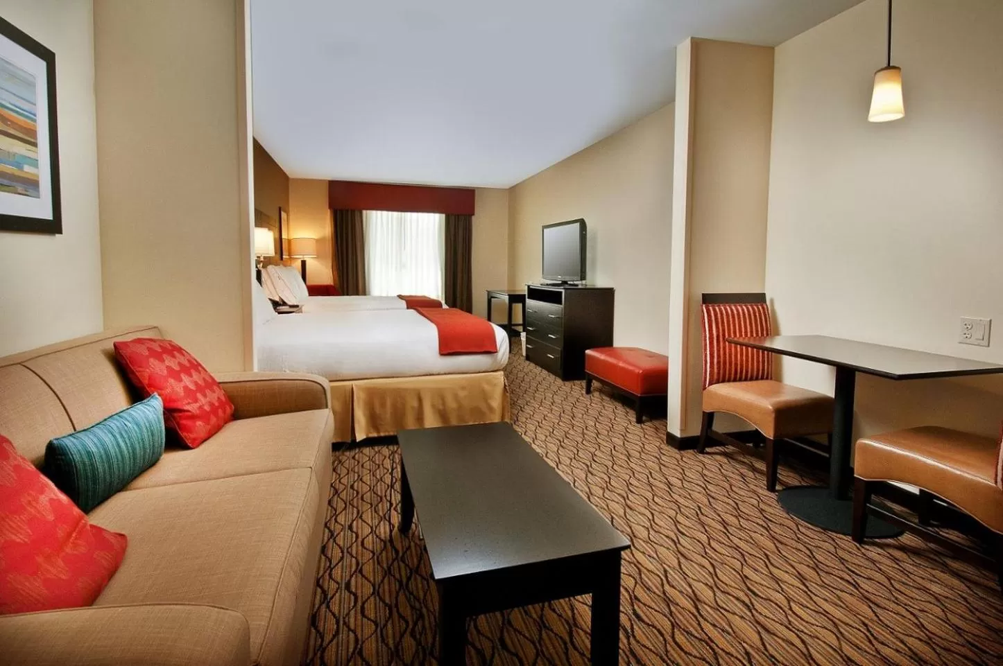 Photo of the whole room, Bed in Holiday Inn Express Hotel and Suites Pearsall by IHG