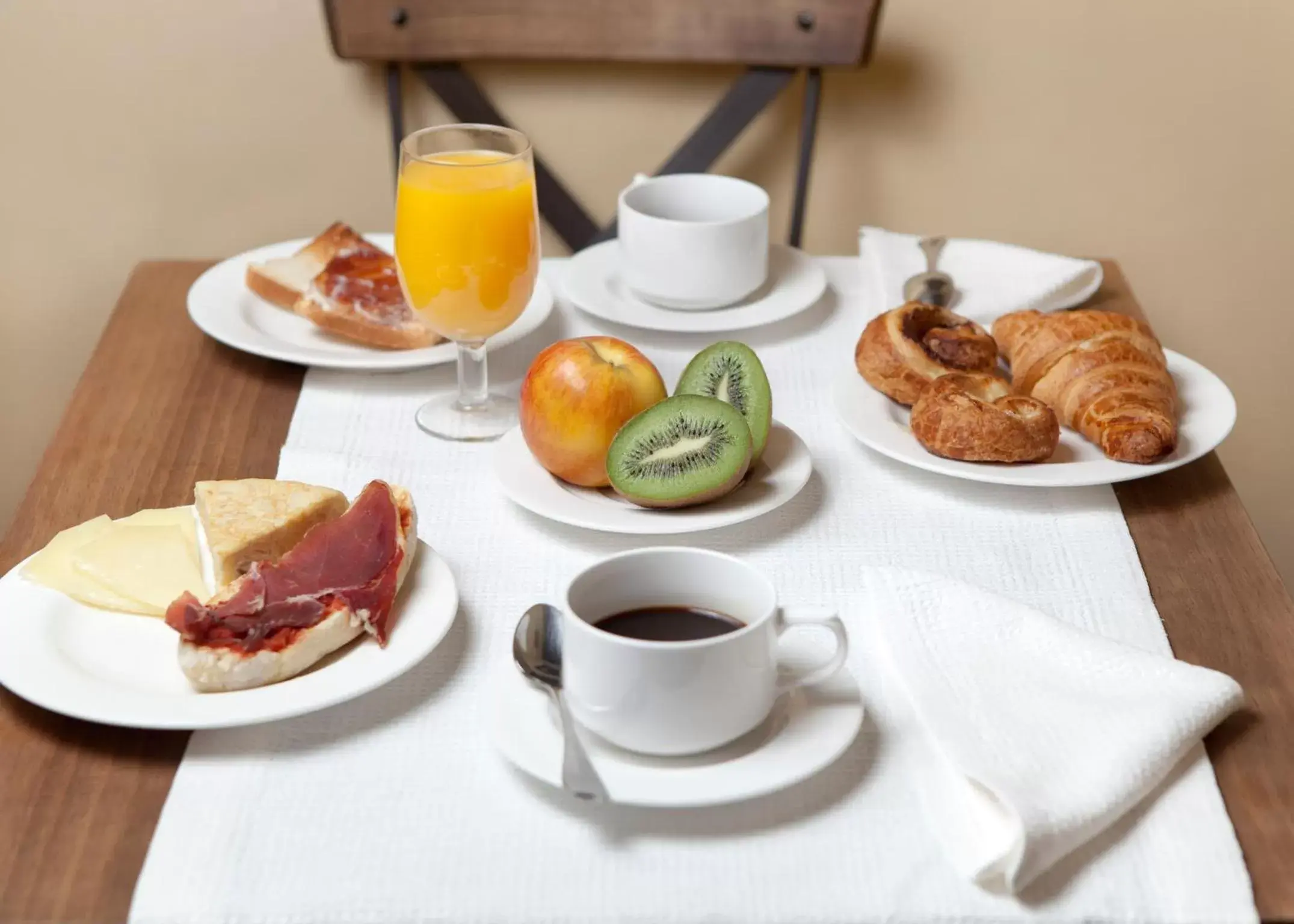 Food, Breakfast in Casa del Capitel Nazarí