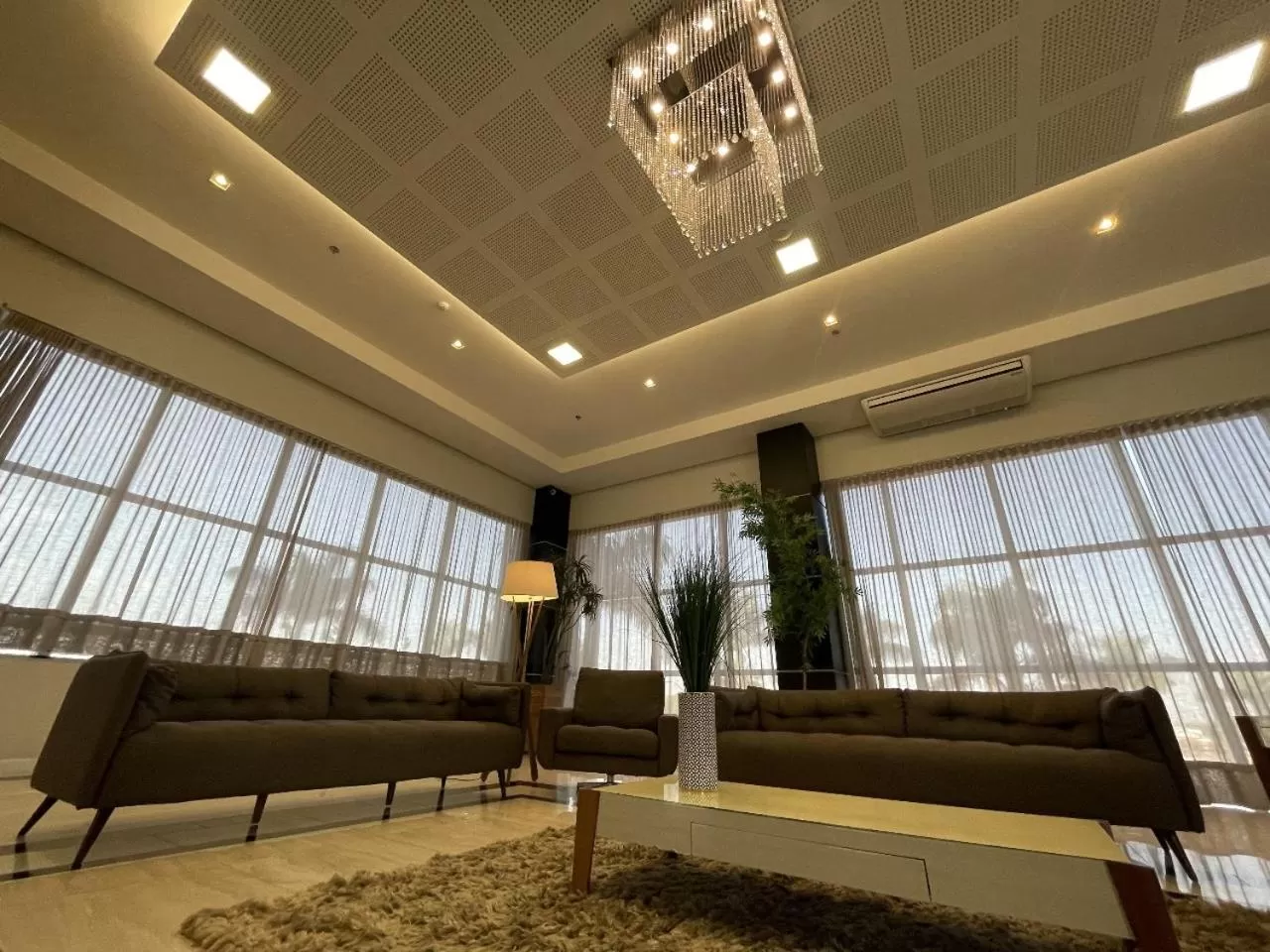 Seating area in Transamerica Executive Maringá