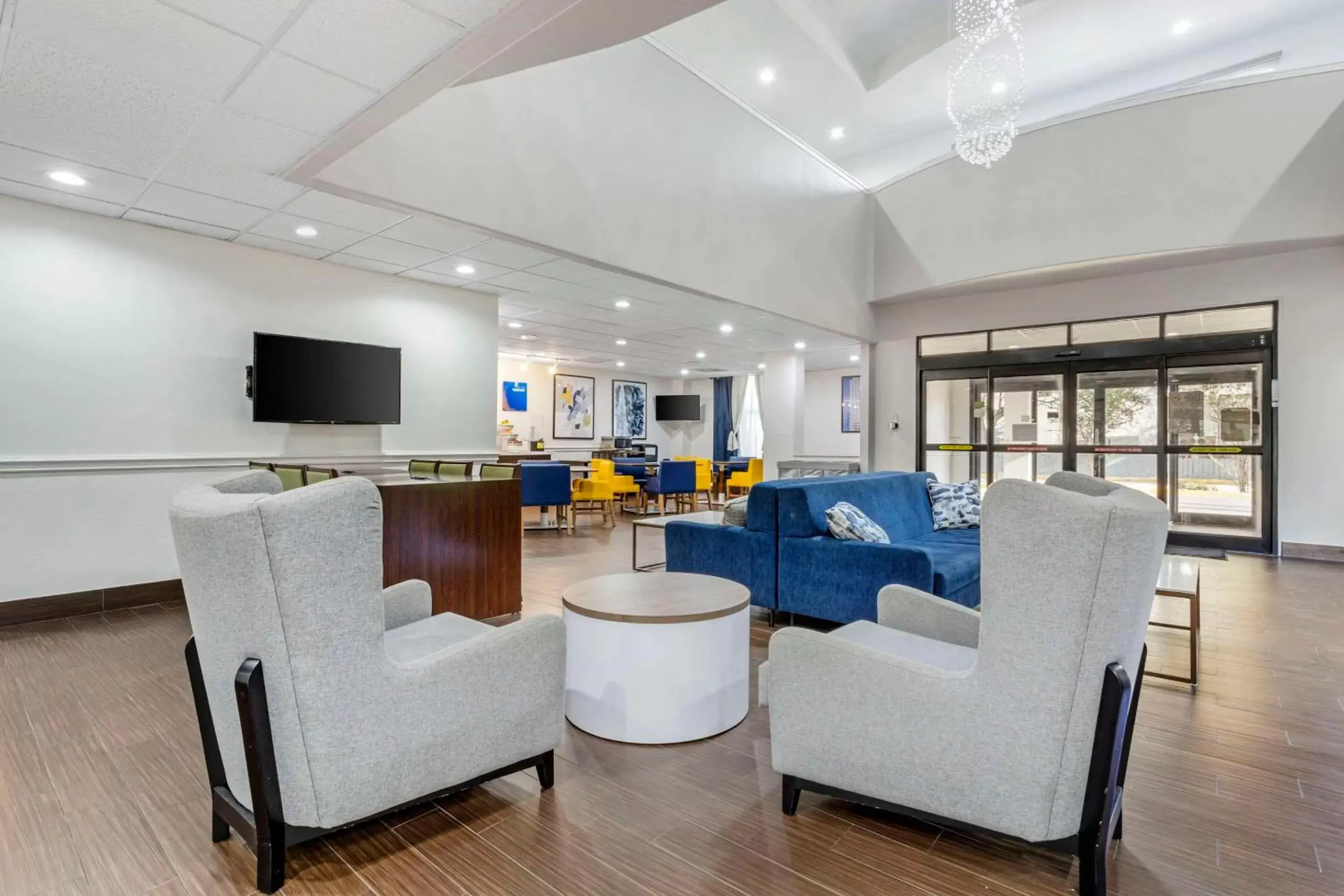Lobby or reception, Seating Area in Comfort Suites Houston NW - Vintage Park