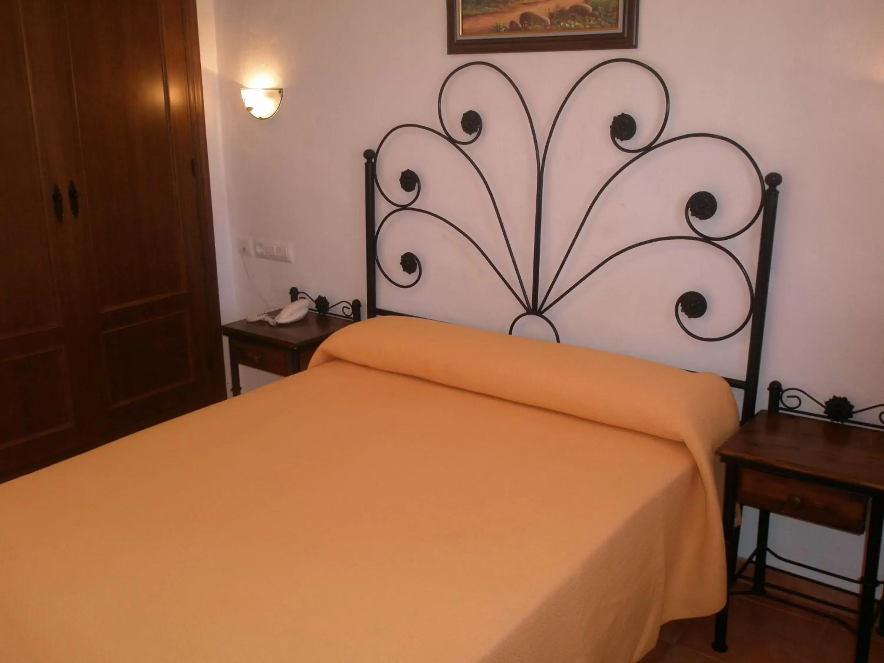 Photo of the whole room, Bed in Hotel Cortijo Los Gallos