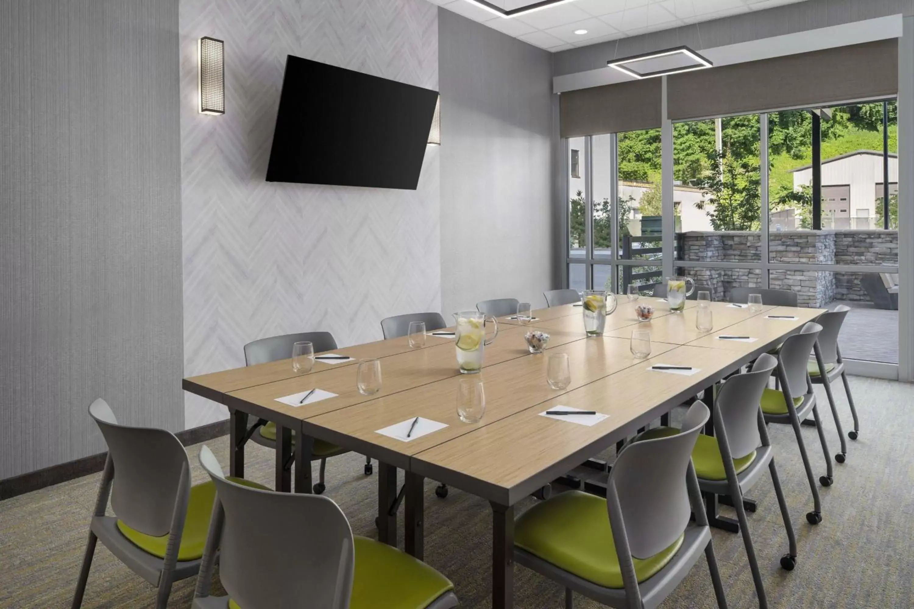 Meeting/conference room in SpringHill Suites by Marriott Tuckahoe Westchester County
